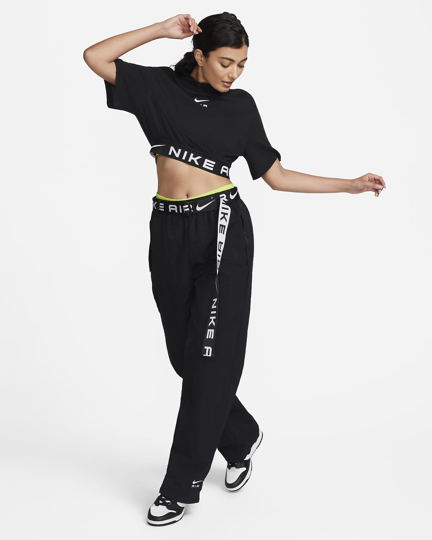 Nike Air Women's Short-Sleeve Cropped Top. Nike ZA