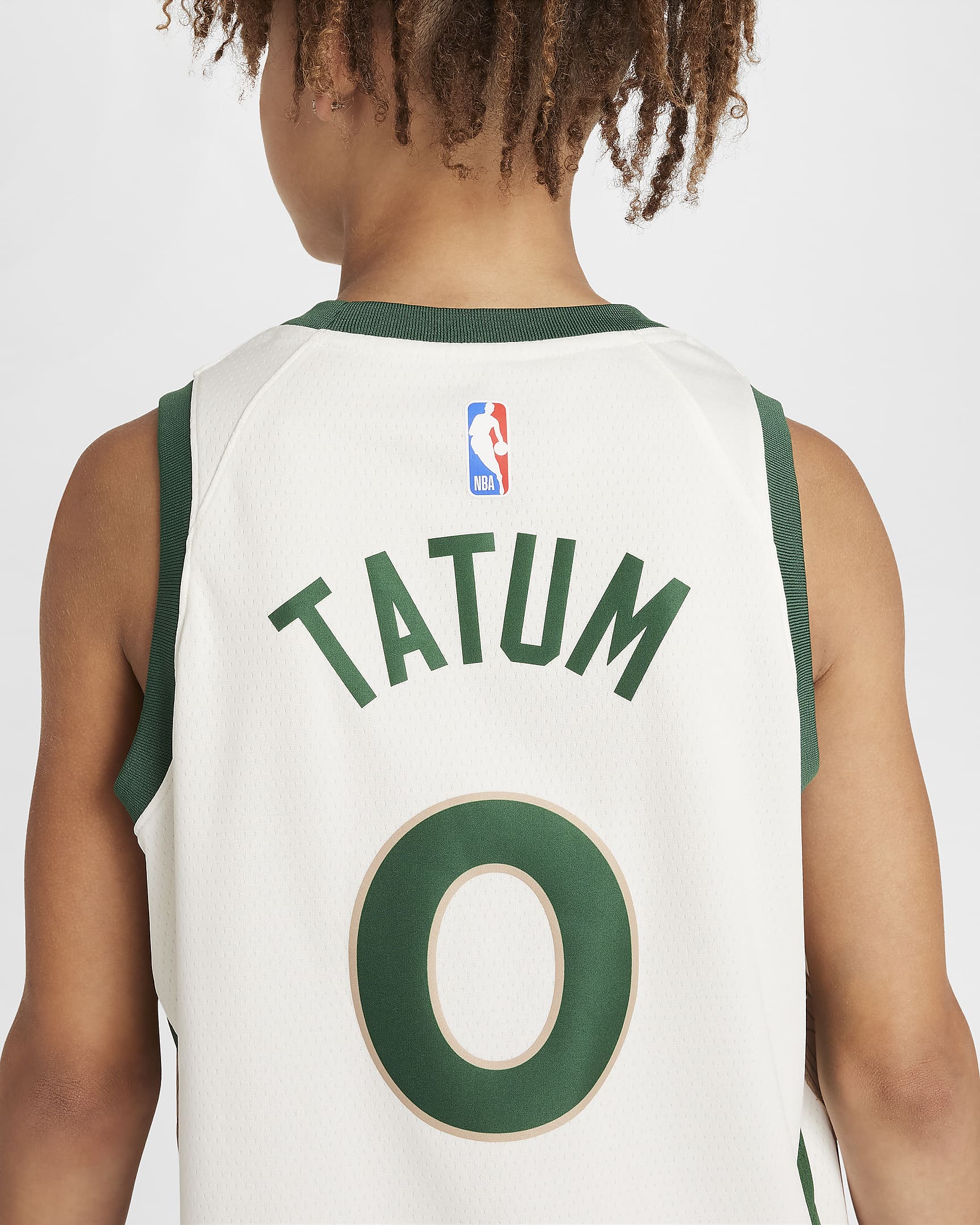 Jayson Tatum Boston Celtics 2023/24 City Edition Camiseta Nike Dri-FIT NBA Swingman - Niño/a - Sail