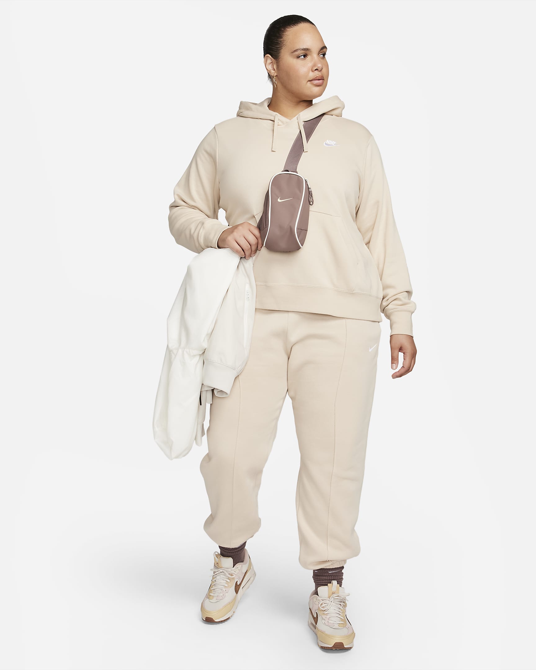 Nike Sportswear Club Fleece Women's Pullover Hoodie (Plus Size). Nike.com