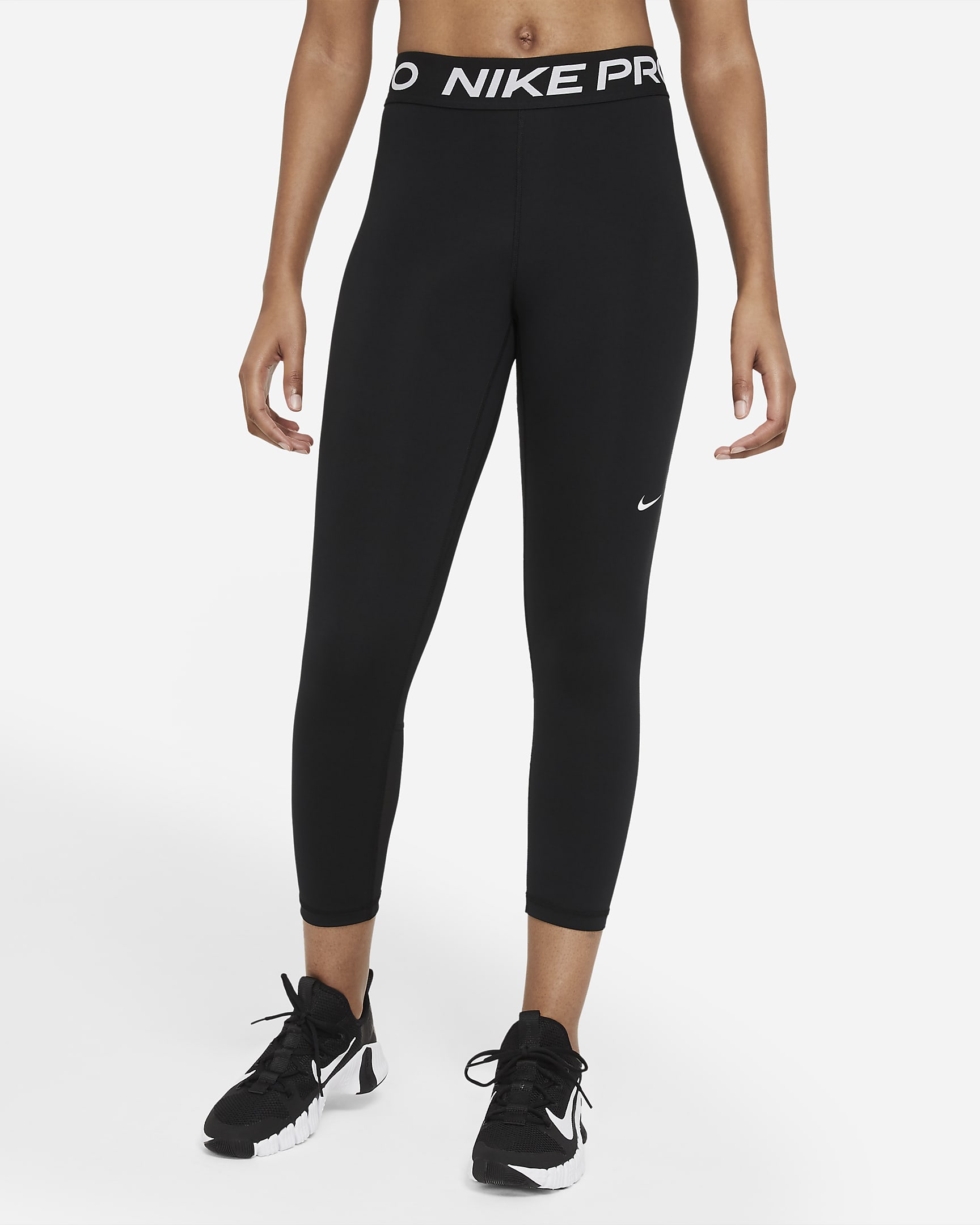 Nike Pro Leggings cortos de talle medio con panel de malla - Mujer - Negro/Blanco