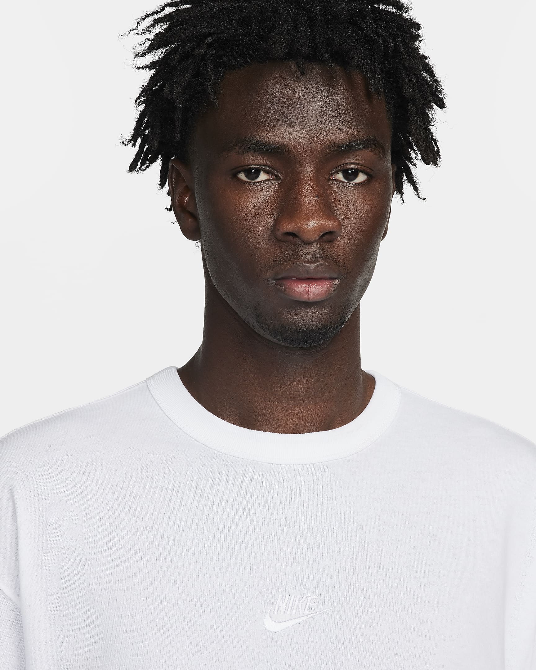 Tee-shirt Nike Sportswear Premium Essentials pour Homme - Blanc/Blanc