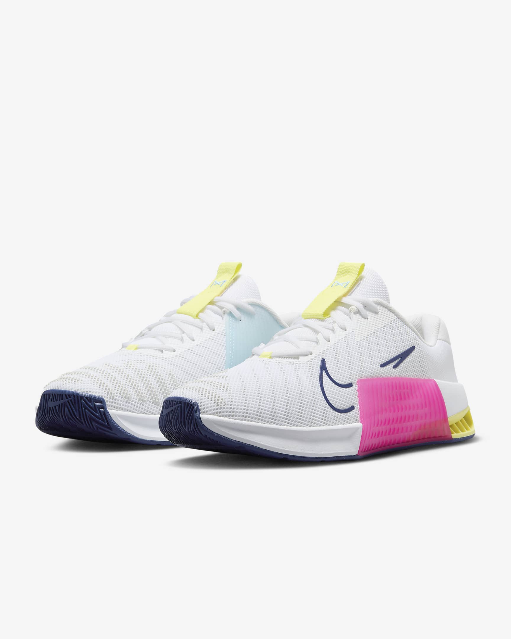 Chaussure d'entraînement Nike Metcon 9 pour homme - Blanc/Deep Royal Blue/Fierce Pink/Blanc