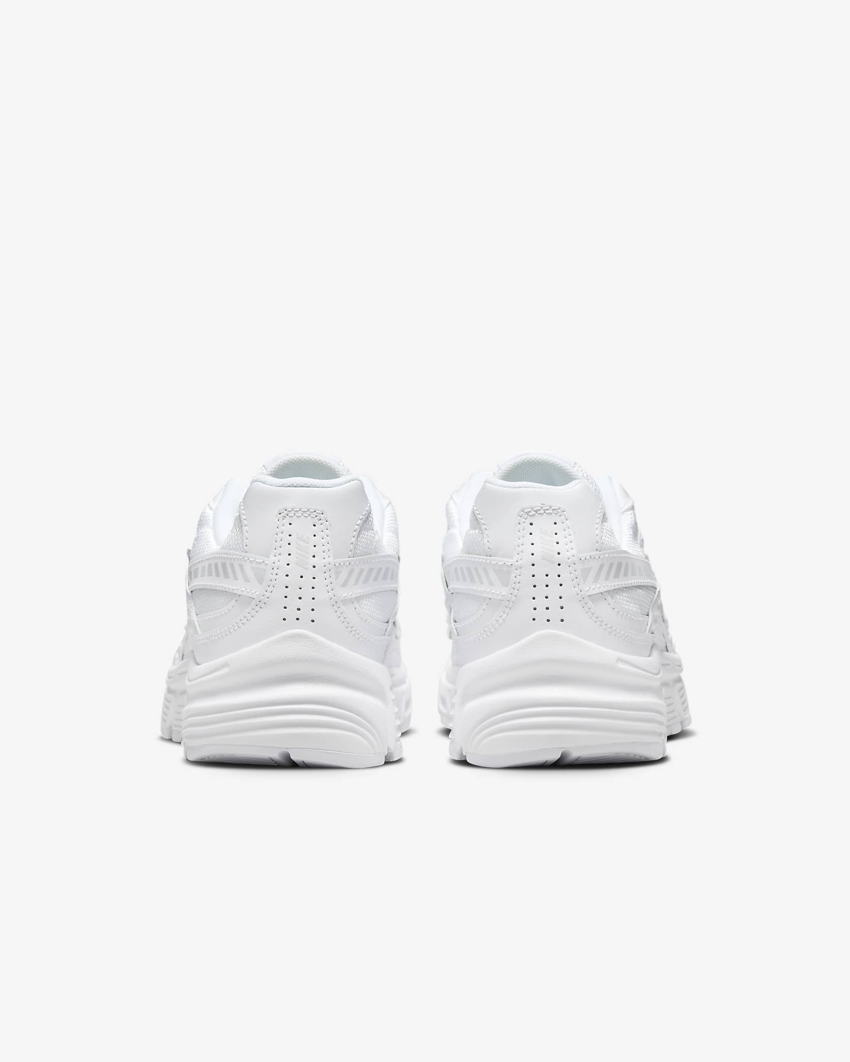 Calzado para mujer Nike Initiator - Blanco/Polvo fotón/Plata metalizado