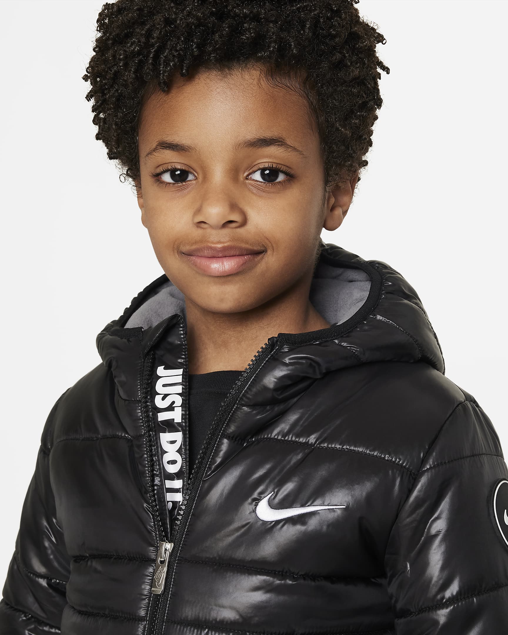 Nike Midweight Fill Jacket Younger Kids' Jacket. Nike LU