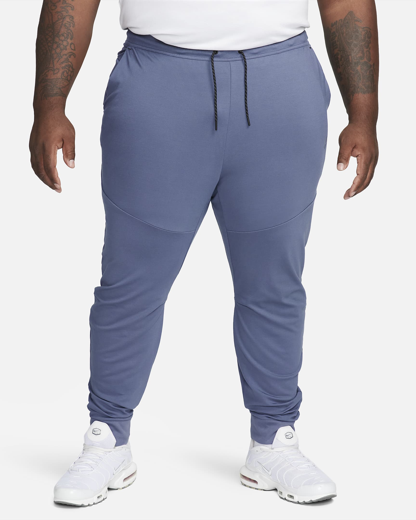 Nike Sportswear Tech Fleece Lightweight Men's SlimFit Jogger Tracksuit