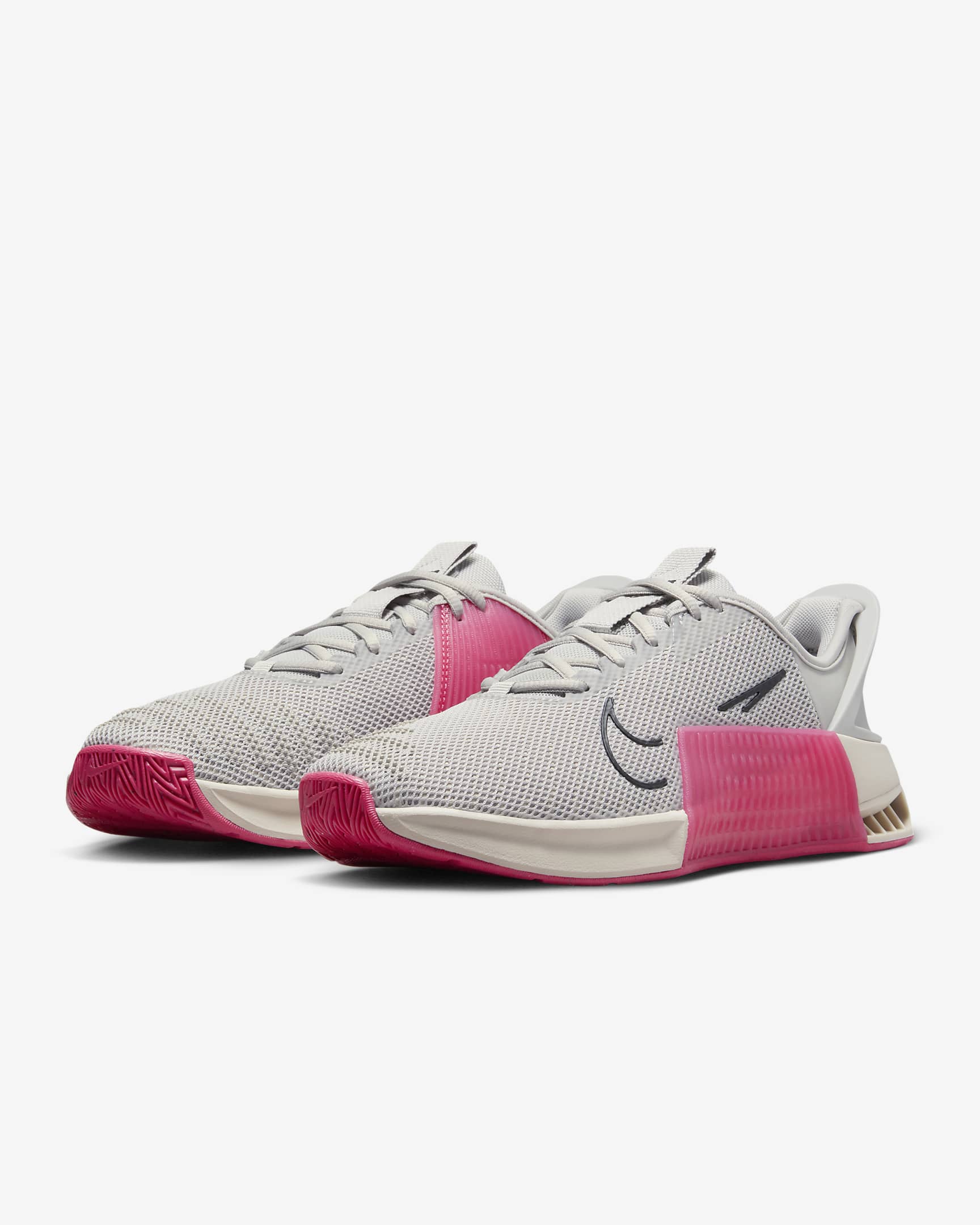 Nike Metcon 9 EasyOn-træningssko til kvinder - Light Iron Ore/Light Orewood Brown/Aster Pink/sort