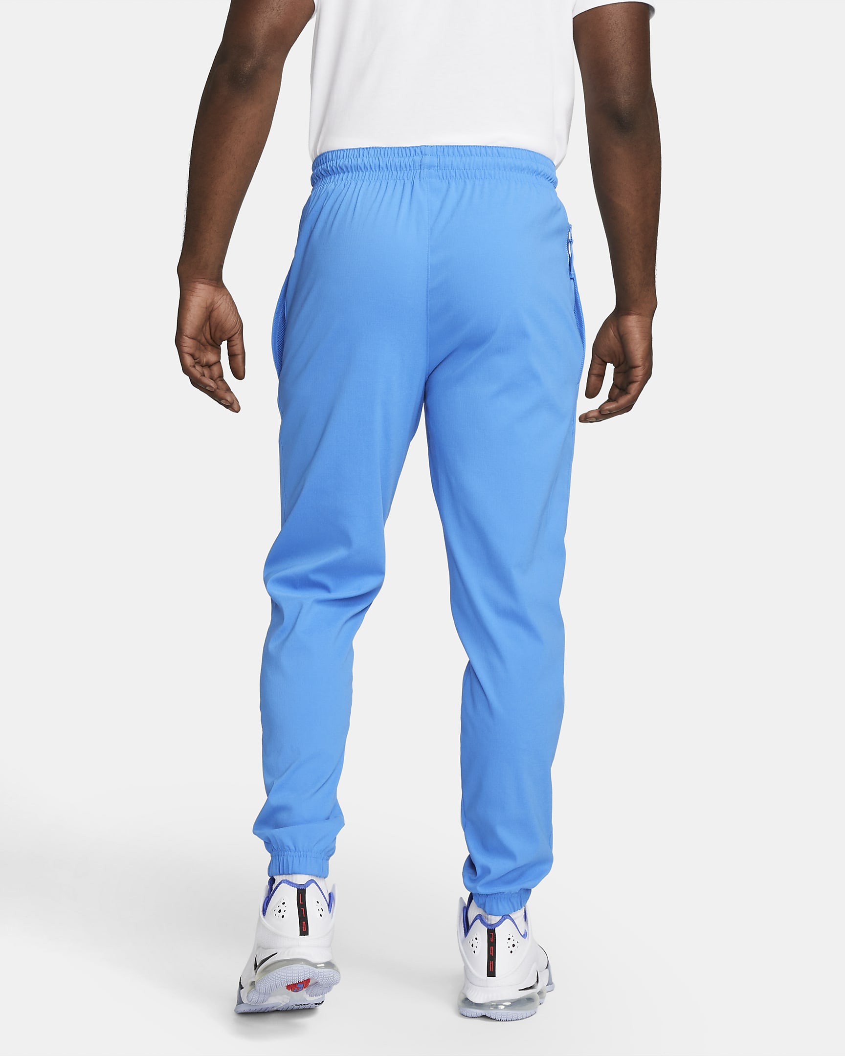 Nike DNA Men's Woven Basketball Pants.