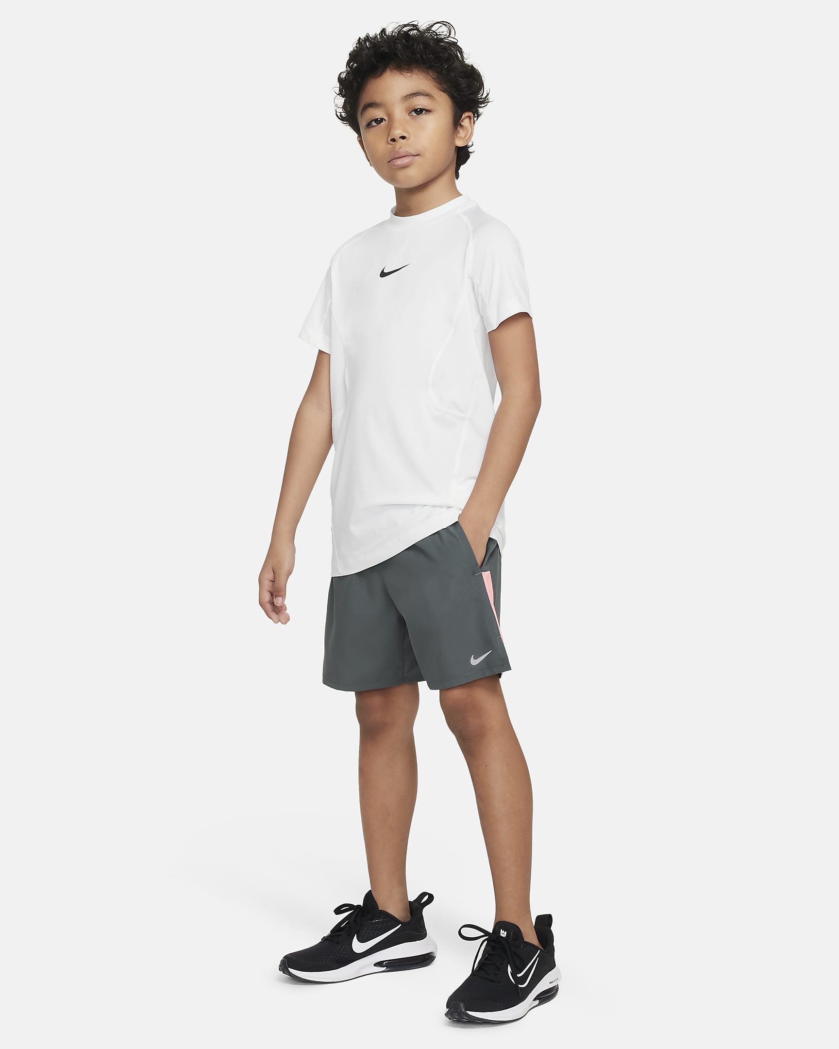 Nike Dri-FIT Challenger Older Kids' (Boys') Training Shorts. Nike NL