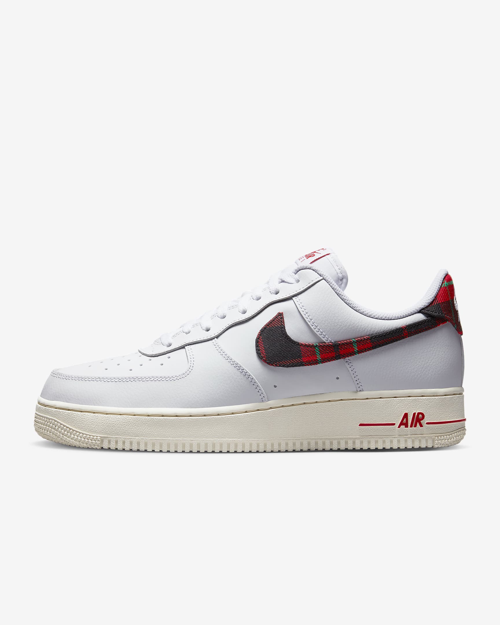 Nike Air Force 1 '07 LV8 Men's Shoes - White/Stadium Green/Pale Ivory/University Red