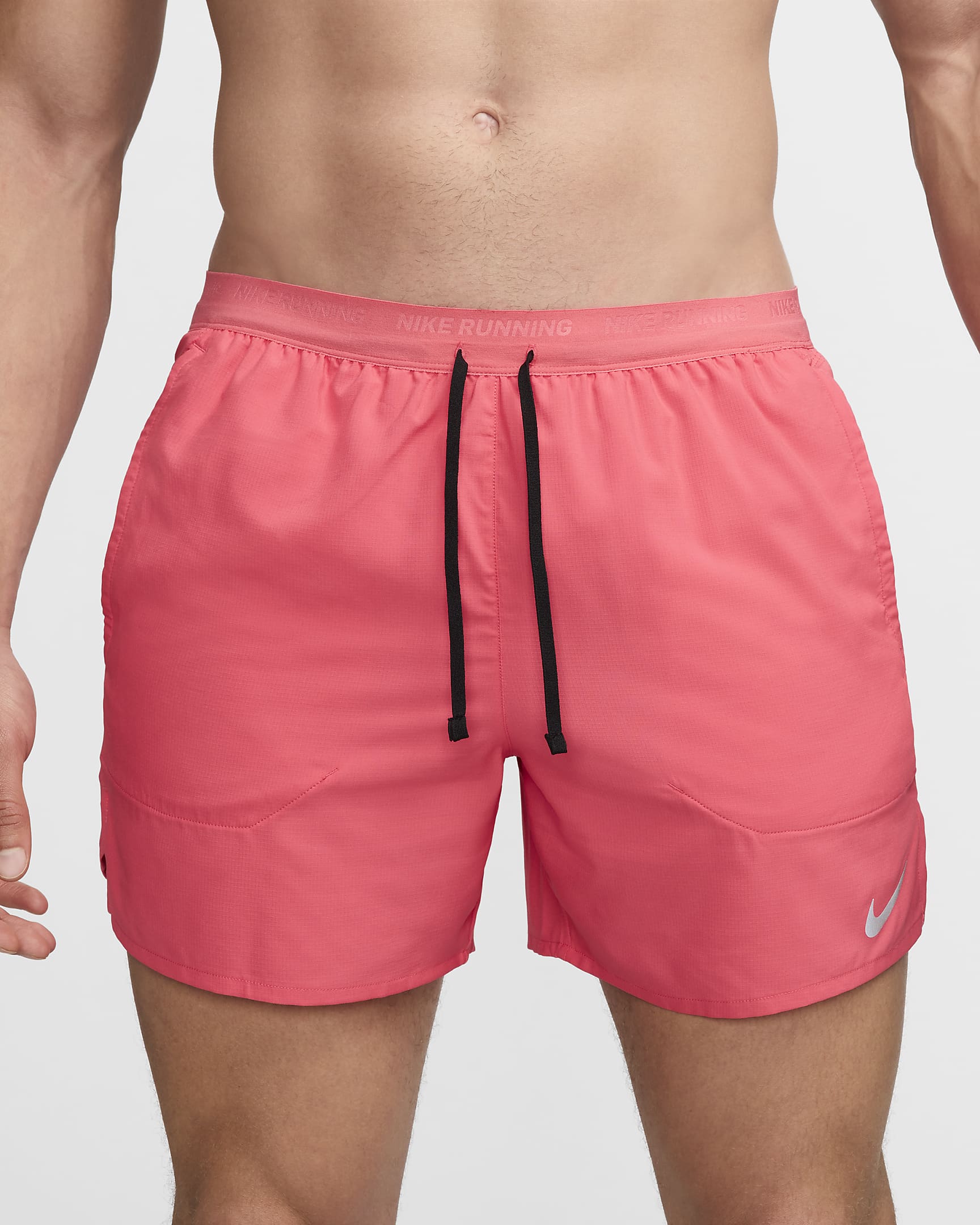 Shorts de correr Dri-FIT de 13 cm con forro de ropa interior para hombre Nike Stride - Rosa margarita/Negro