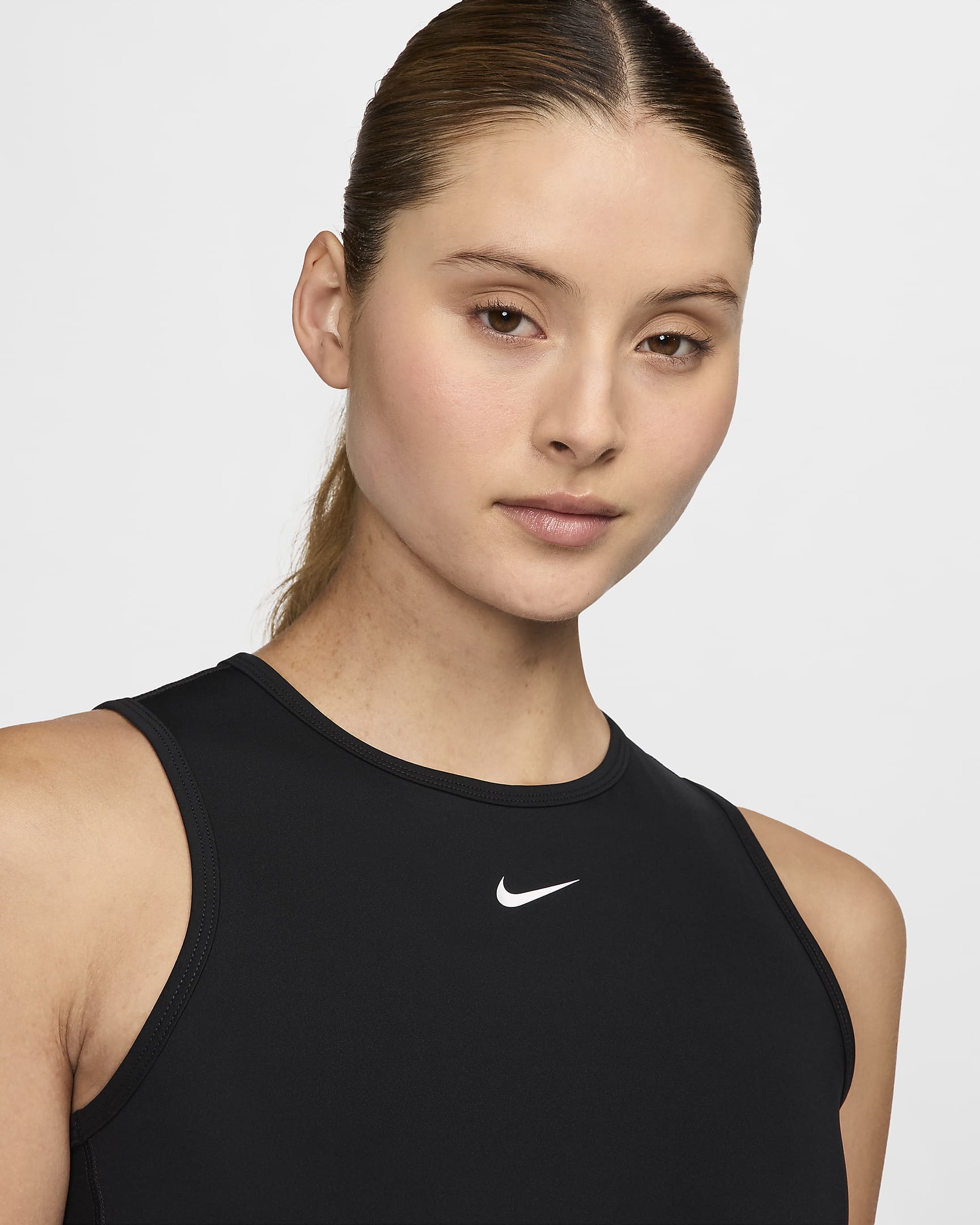 Nike Pro Women's Dri-FIT Cropped Tank Top - Black/White