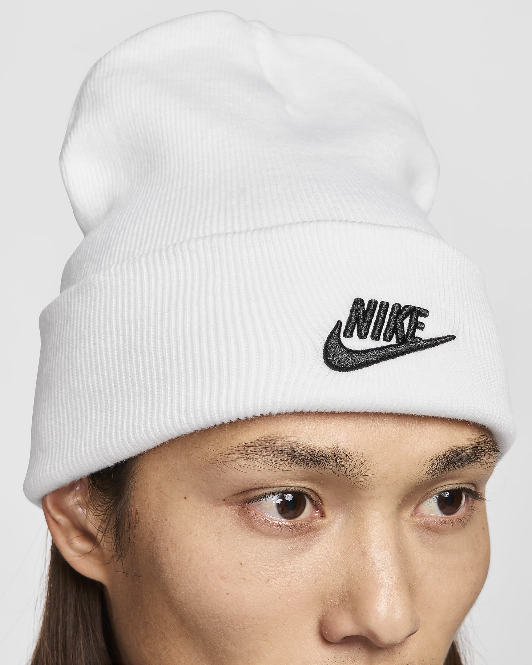 Nike Peak Futura Beanie - White/Black