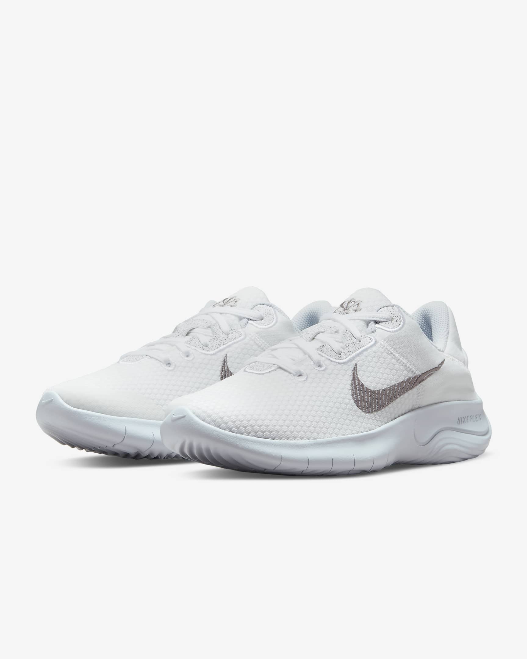 Nike Experience Run 11 Women's Road Running Shoes - White/Pure Platinum/Metallic Silver