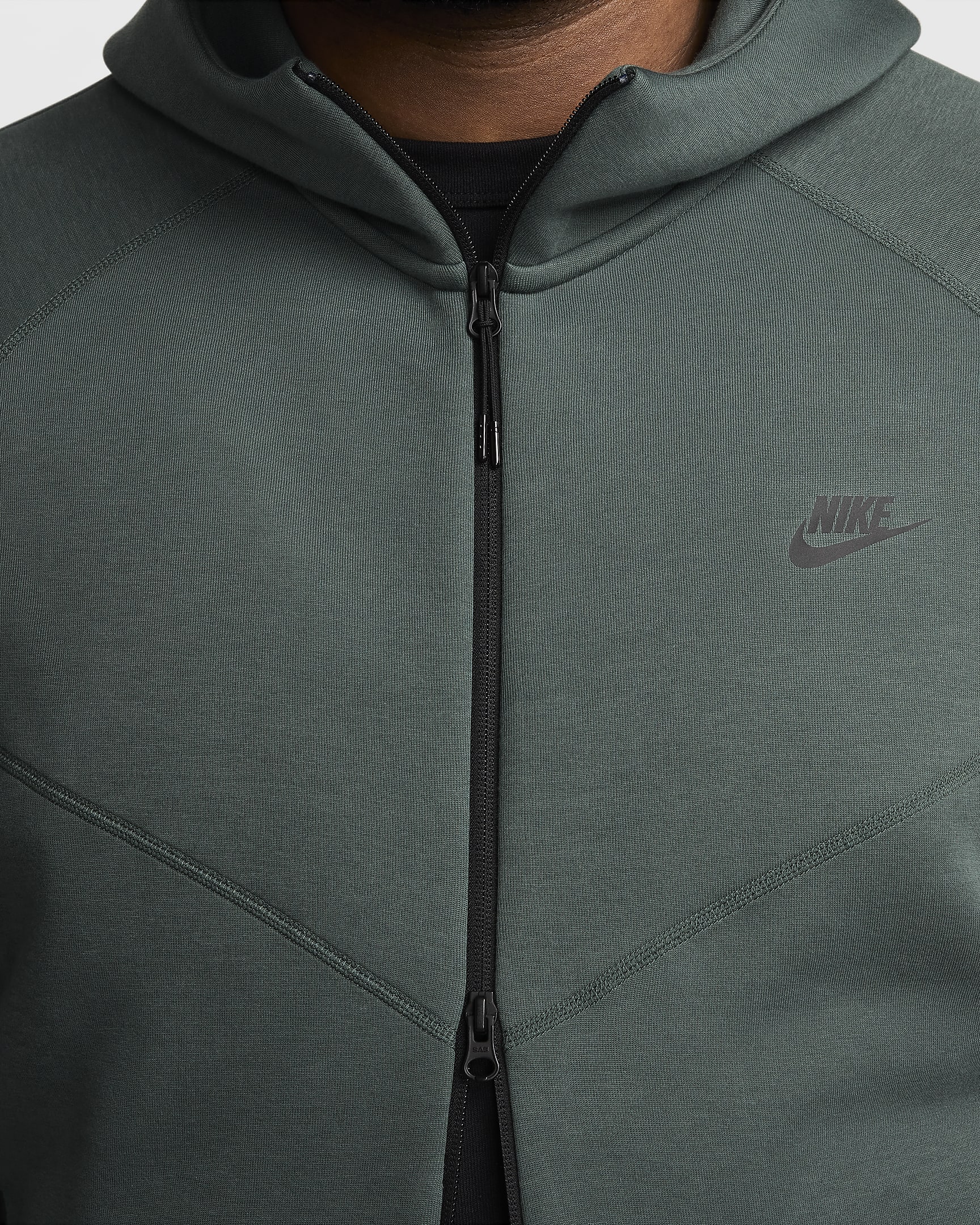 Pánská mikina s kapucí a dlouhým zipem Nike Sportswear Tech Fleece Windrunner - Vintage Green/Černá