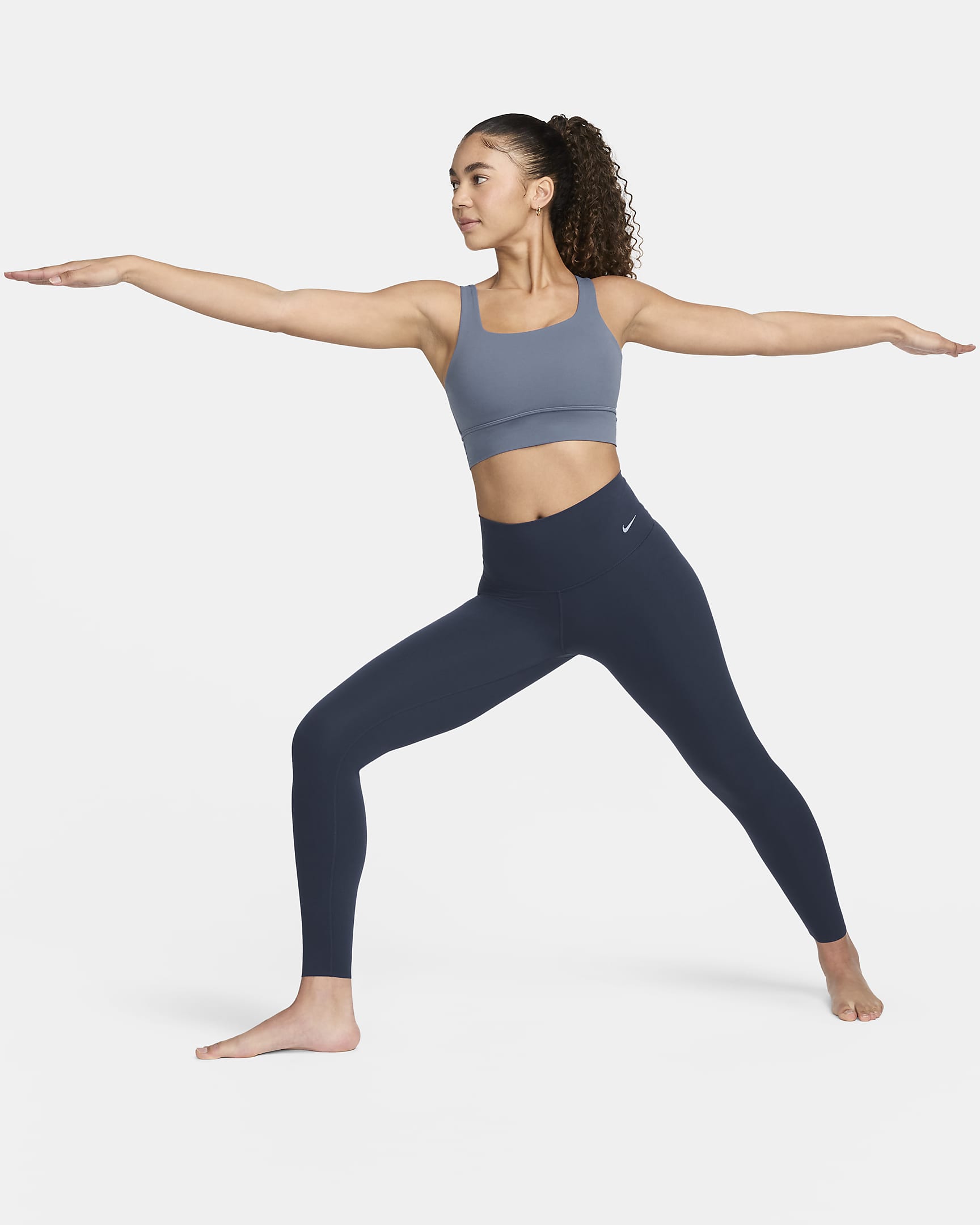 womens nike padded sports bra