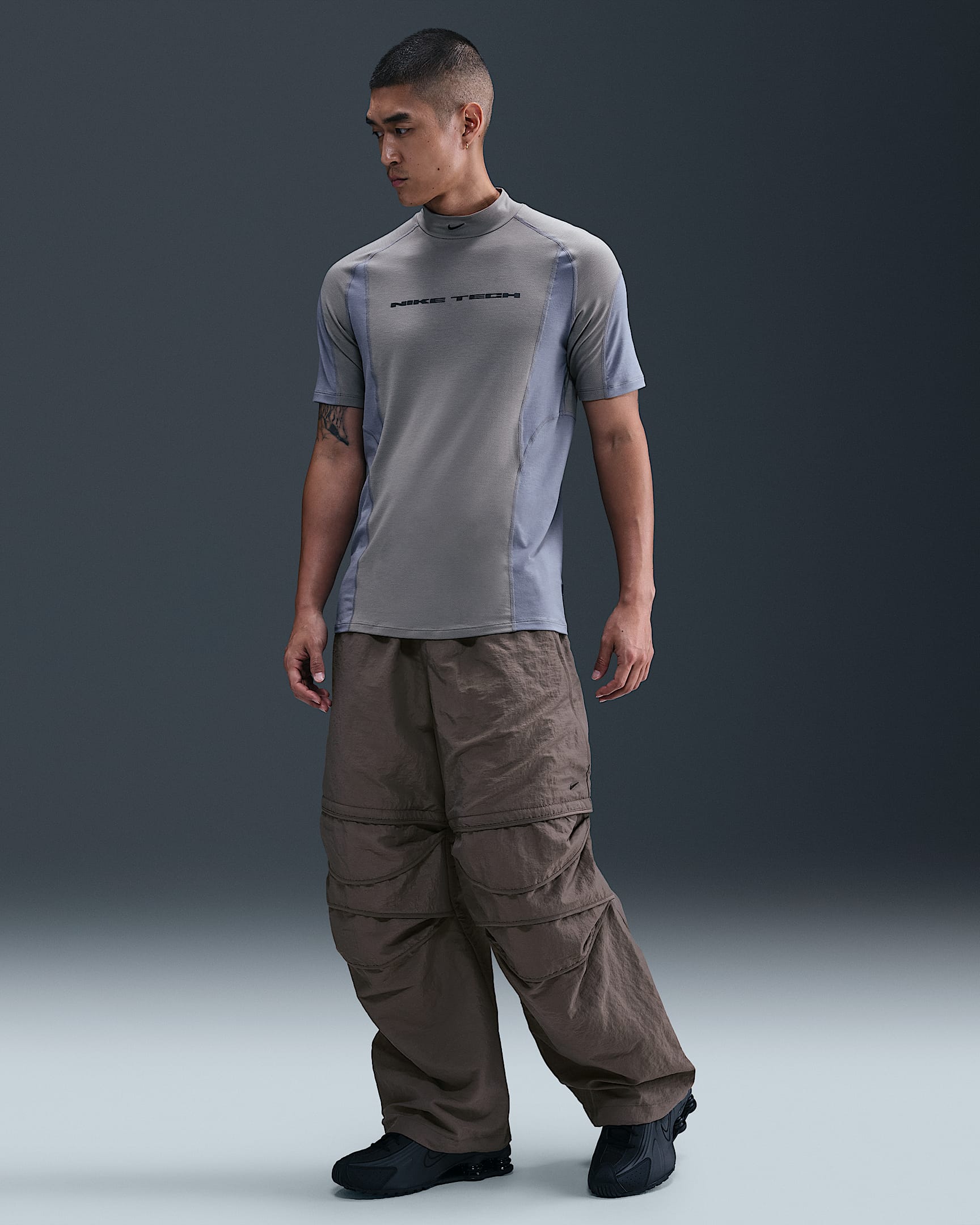 Nike Tech Men's Woven Convertible Oversized Trousers - Cave Stone/Cave Stone/Black
