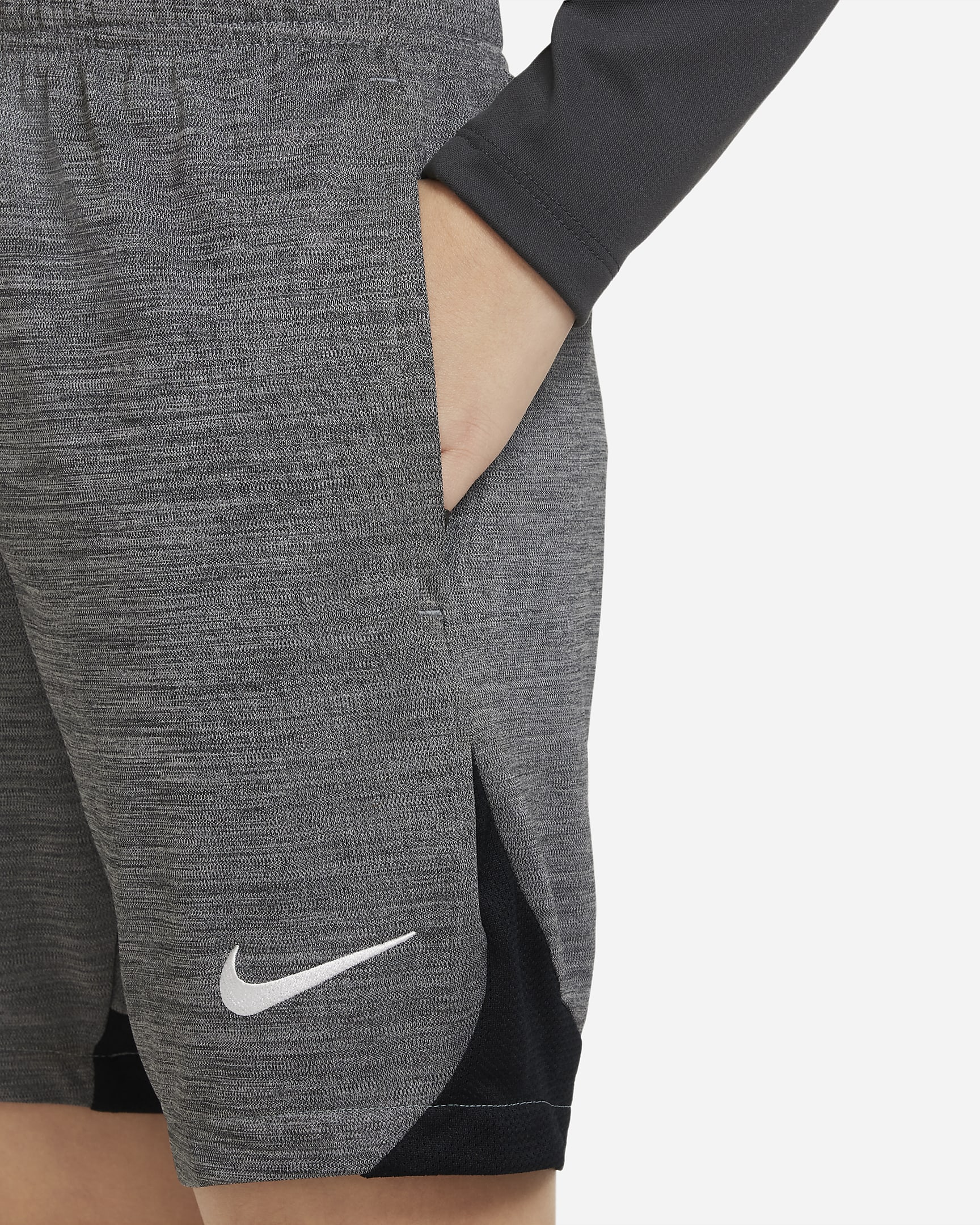 Nike DriFIT Academy Older Kids' Football Shorts. Nike BG