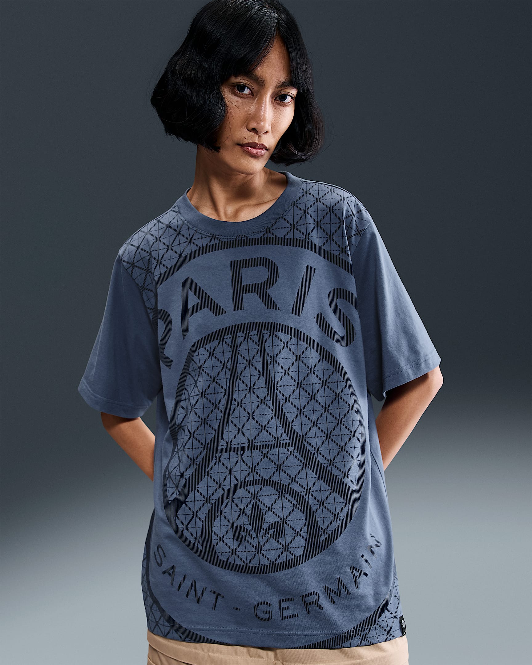 Paris Saint-Germain Nike Football T-Shirt mit saisonalem Print (Damen) - Diffused Blue
