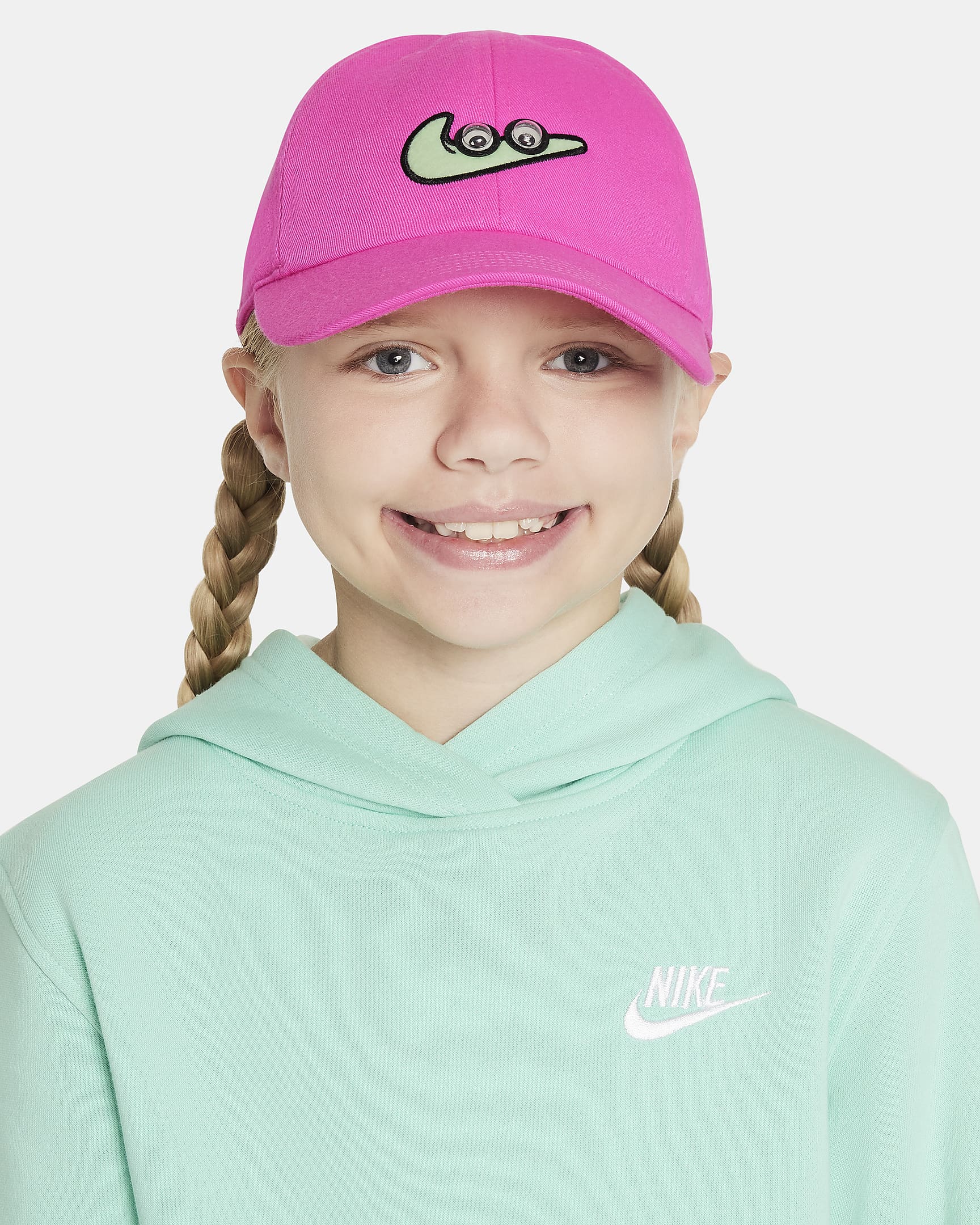 Nike Club Older Kids' Cap - Laser Fuchsia/Vapour Green