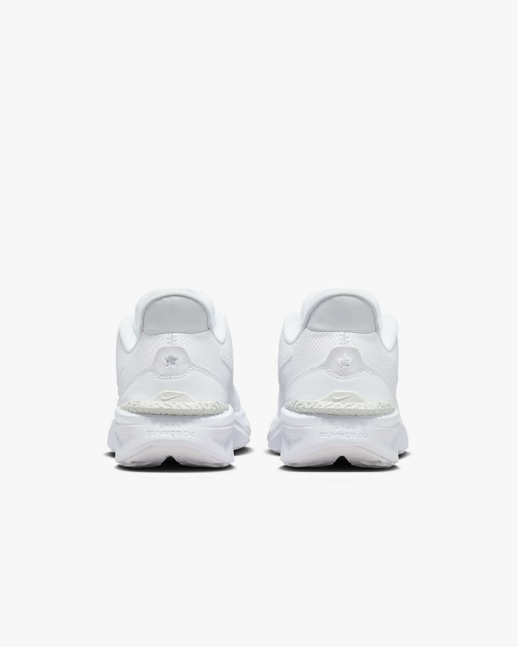 Nike Star Runner 4-løbesko til vej til større børn - hvid/hvid/Pure Platinum/hvid