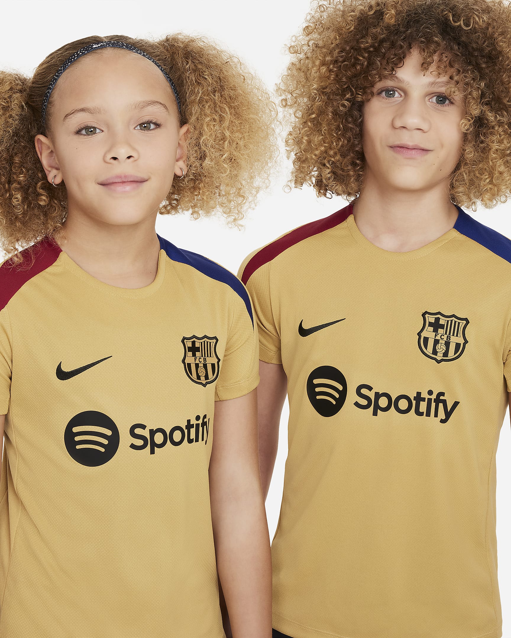 FC Barcelona Strike Nike Dri-FIT rövid ujjú, kötött futballfelső nagyobb gyerekeknek - Club Gold/Noble Red/Deep Royal Blue/Fekete