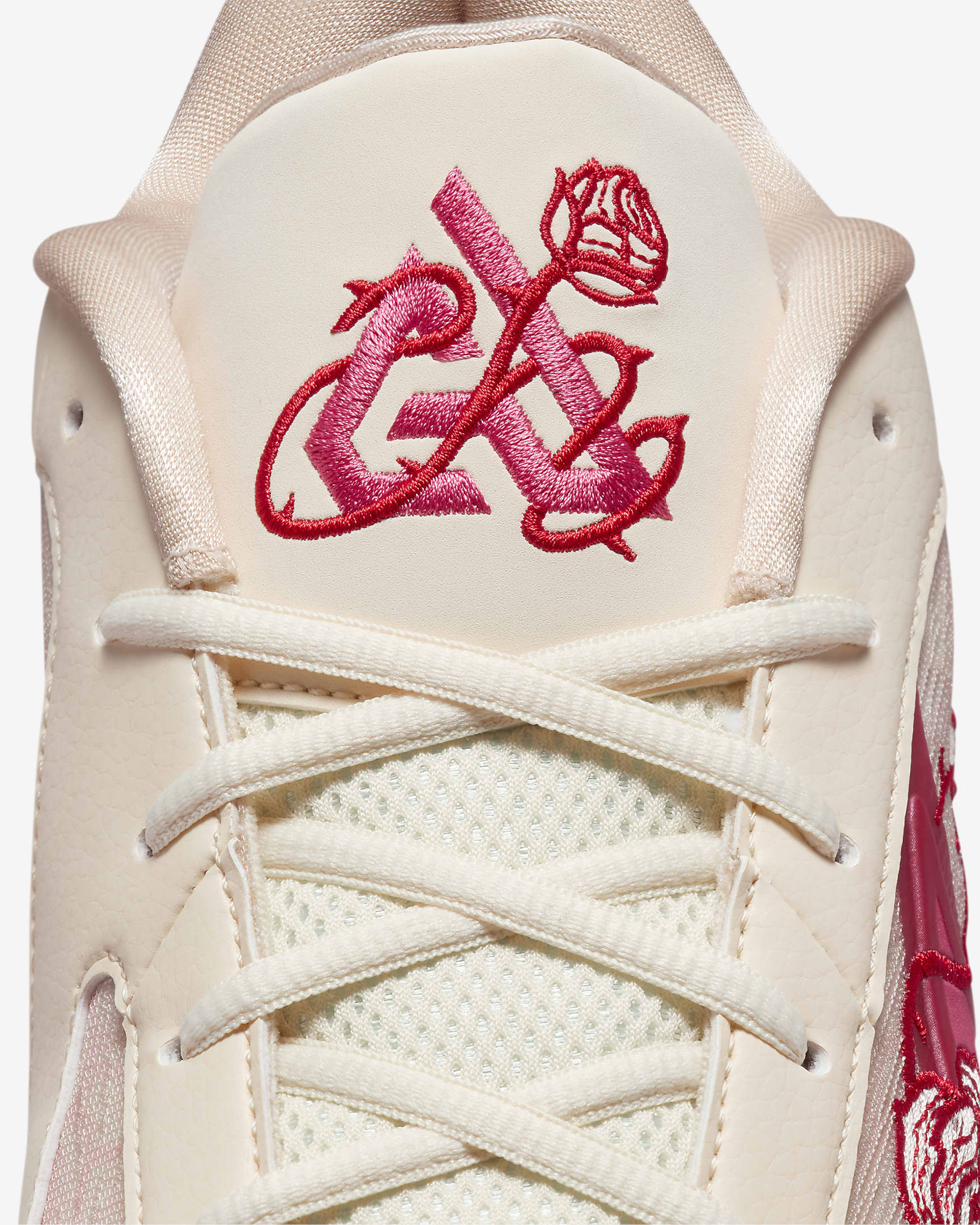 Giannis Freak 6 basketbalschoenen - Coconut Milk/Sail/University Red/Aster Pink