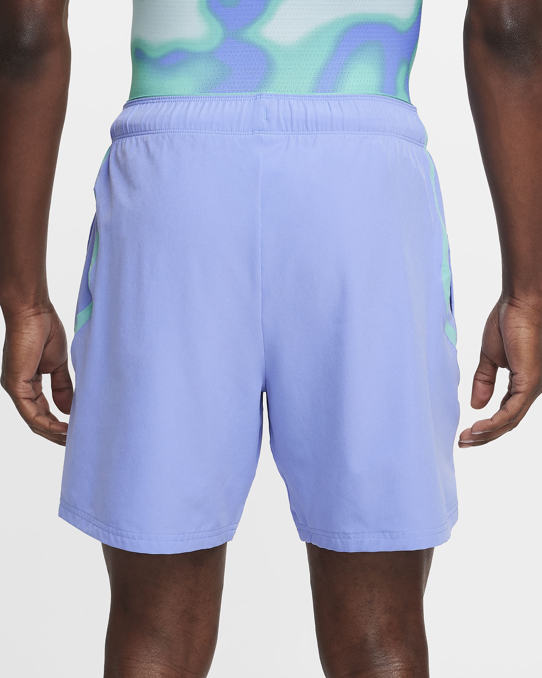 NikeCourt Advantage Dri-FIT tennisshorts voor heren (18 cm) - Royal Pulse/Green Frost/Wit