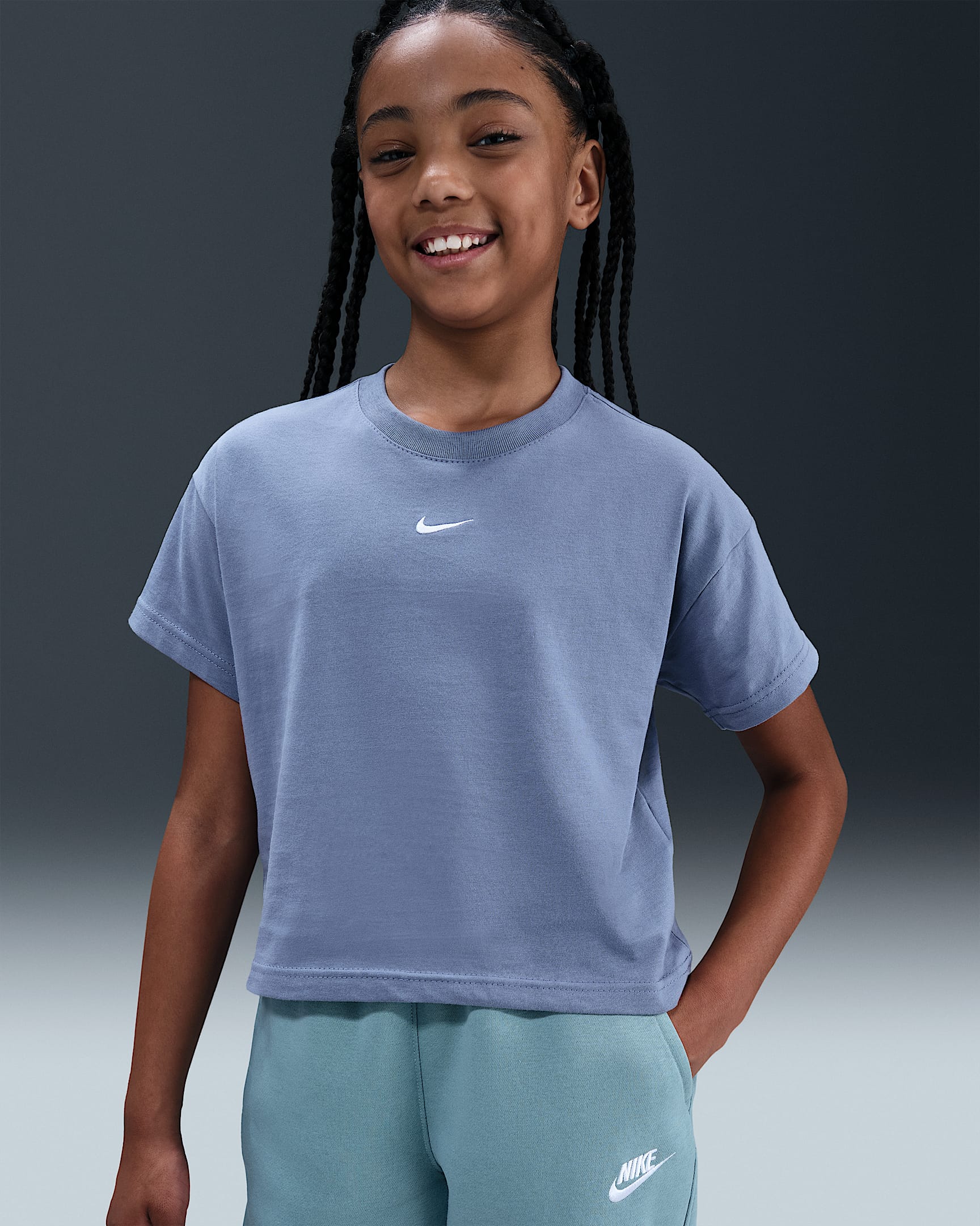 Nike Sportswear Essential Older Kids' (Girls') T-Shirt - World Indigo