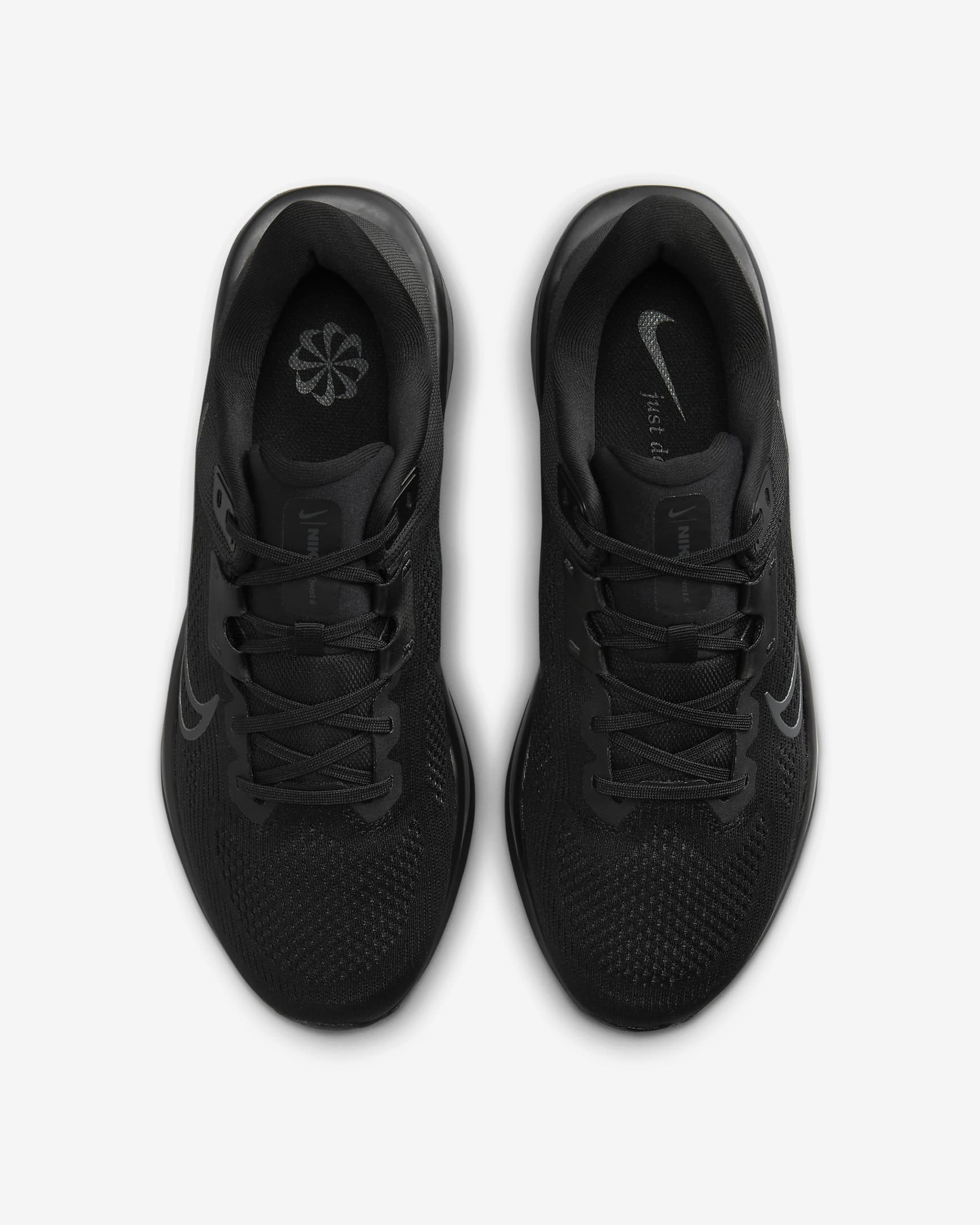 รองเท้าวิ่งโร้ดรันนิ่งผู้ชาย Nike Quest 6 - ดำ/Dark Smoke Grey