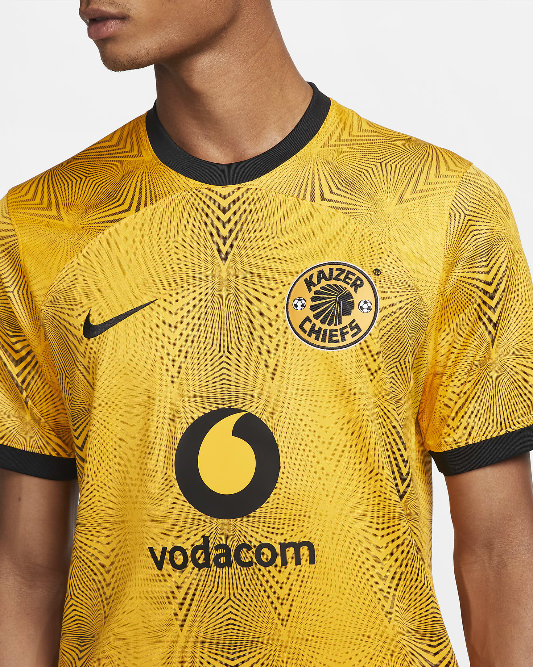 Kaizer Chiefs F.C. 2022/23 Stadium Home Nike Dri-FIT fotballdrakt til herre - Taxi/Taxi/Svart/Svart