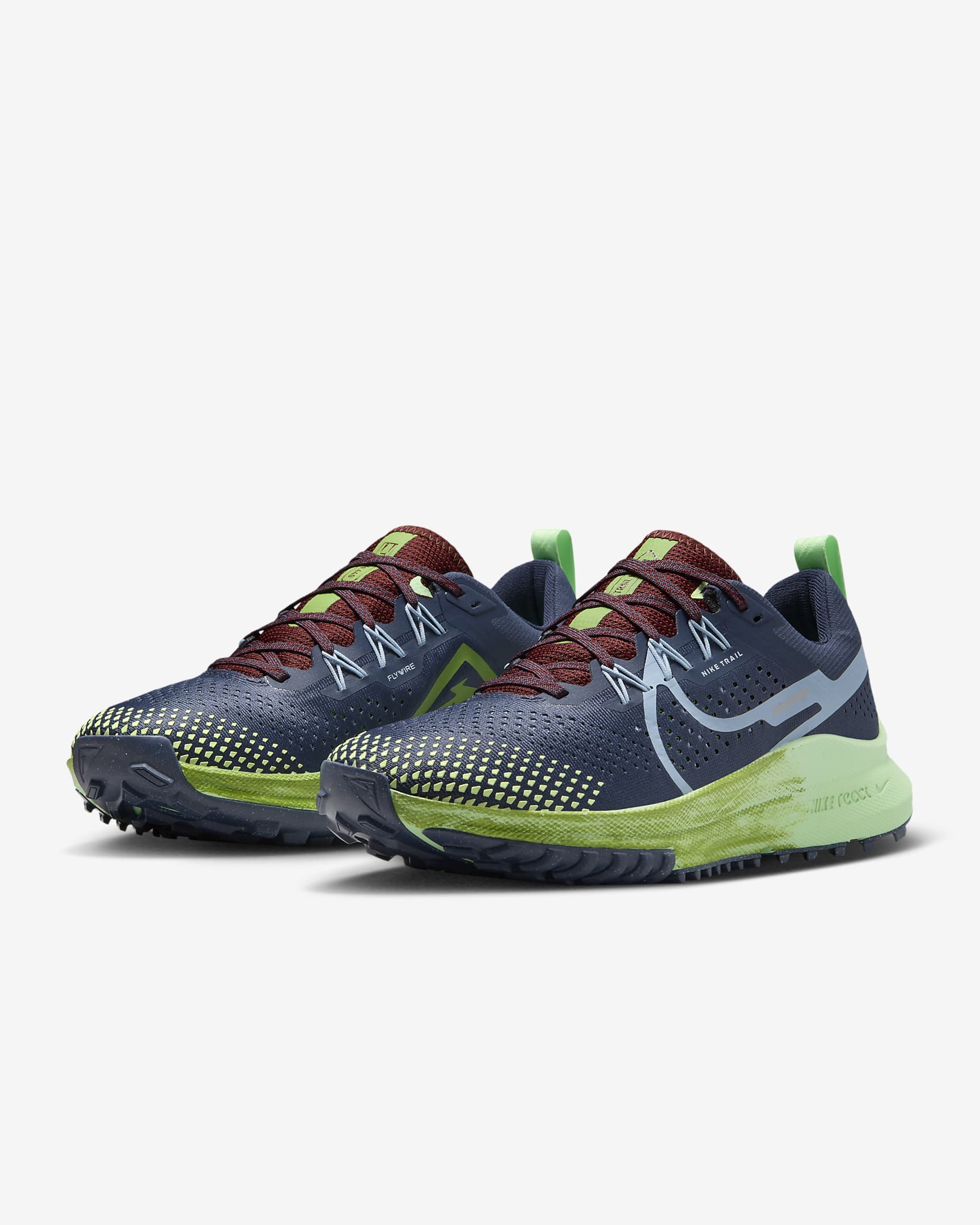 Nike Pegasus Trail 4 Women's Trailrunning Shoes. Nike CH