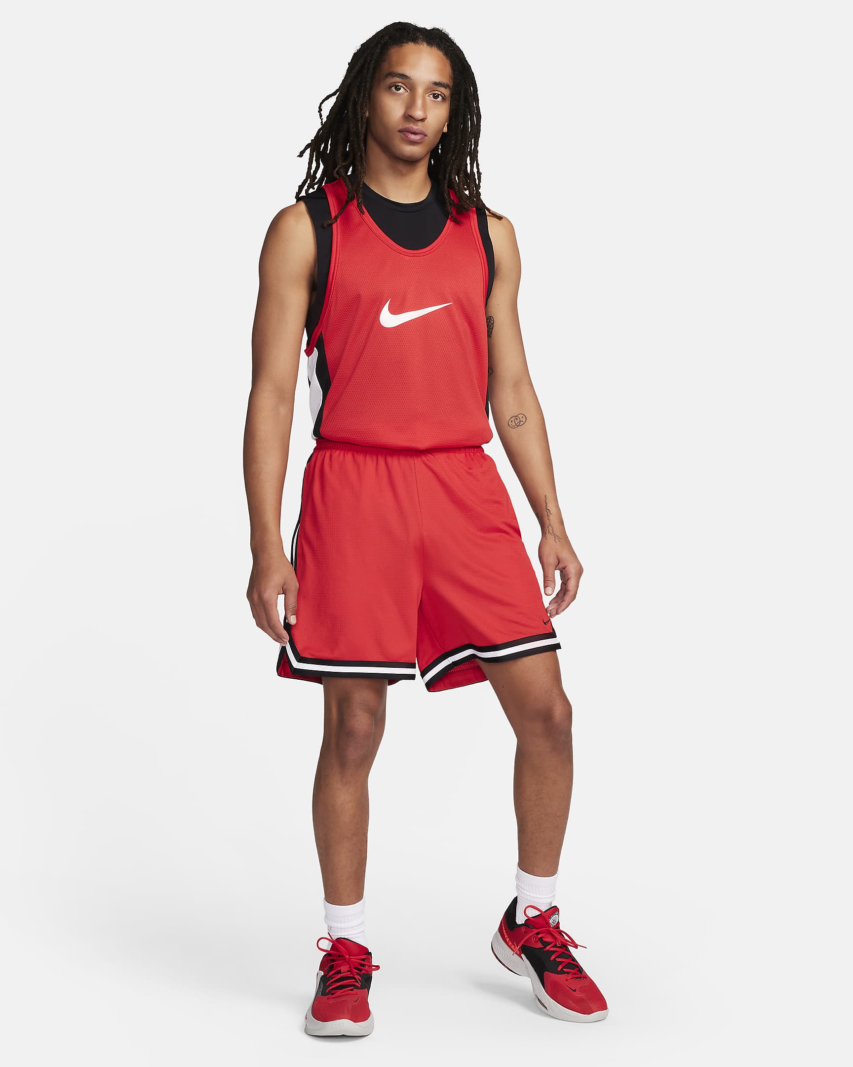 Shorts de básquetbol Dri-FIT de 15 cm para hombre Nike DNA - Rojo universitario/Negro/Negro