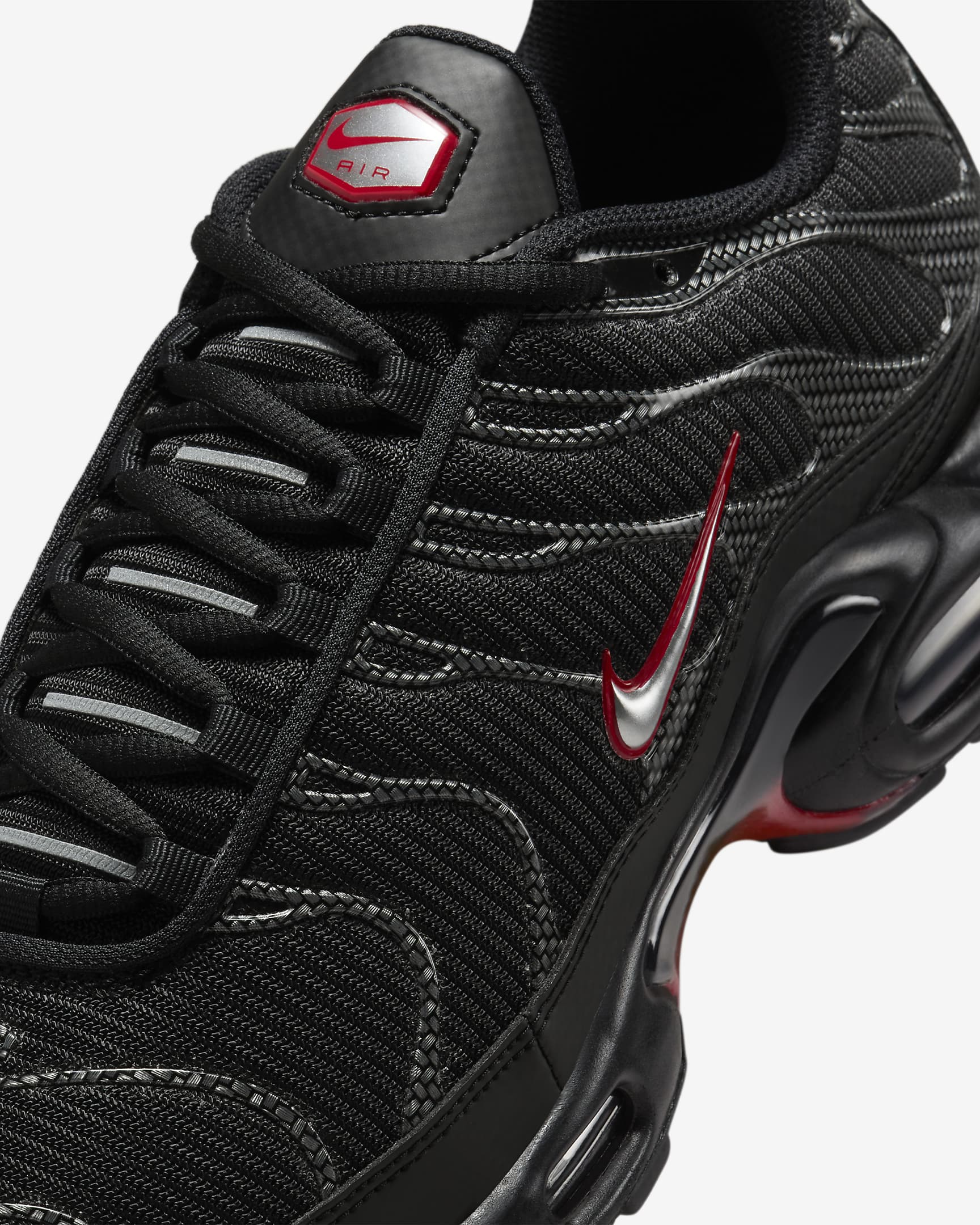 Chaussure Nike Air Max Plus pour homme - Noir/University Red/Metallic Silver