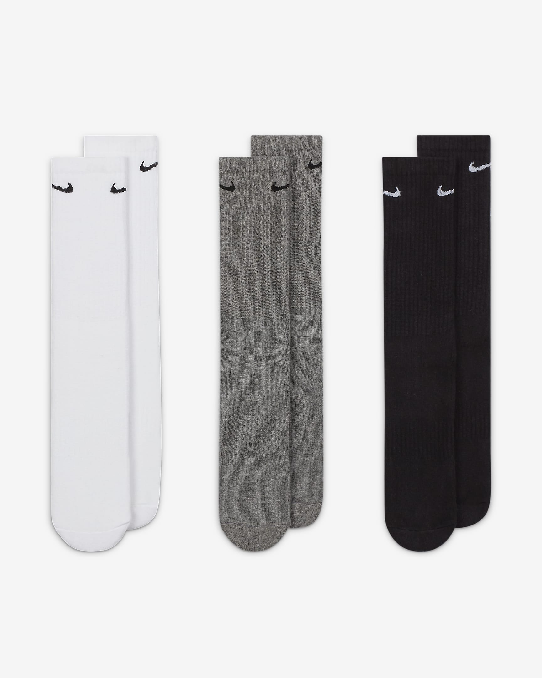 Nike Everyday Cushioned Training Crew Socks (3 Pairs). Nike SE