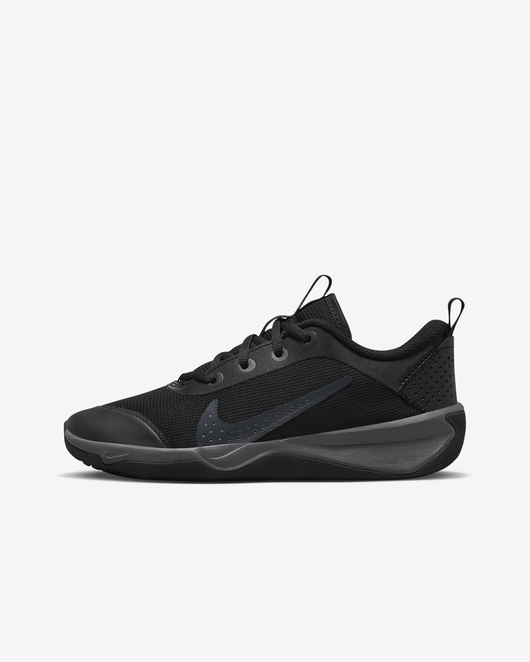 Nike Omni Multi-Court Hallenschuh für ältere Kinder - Schwarz/Anthracite