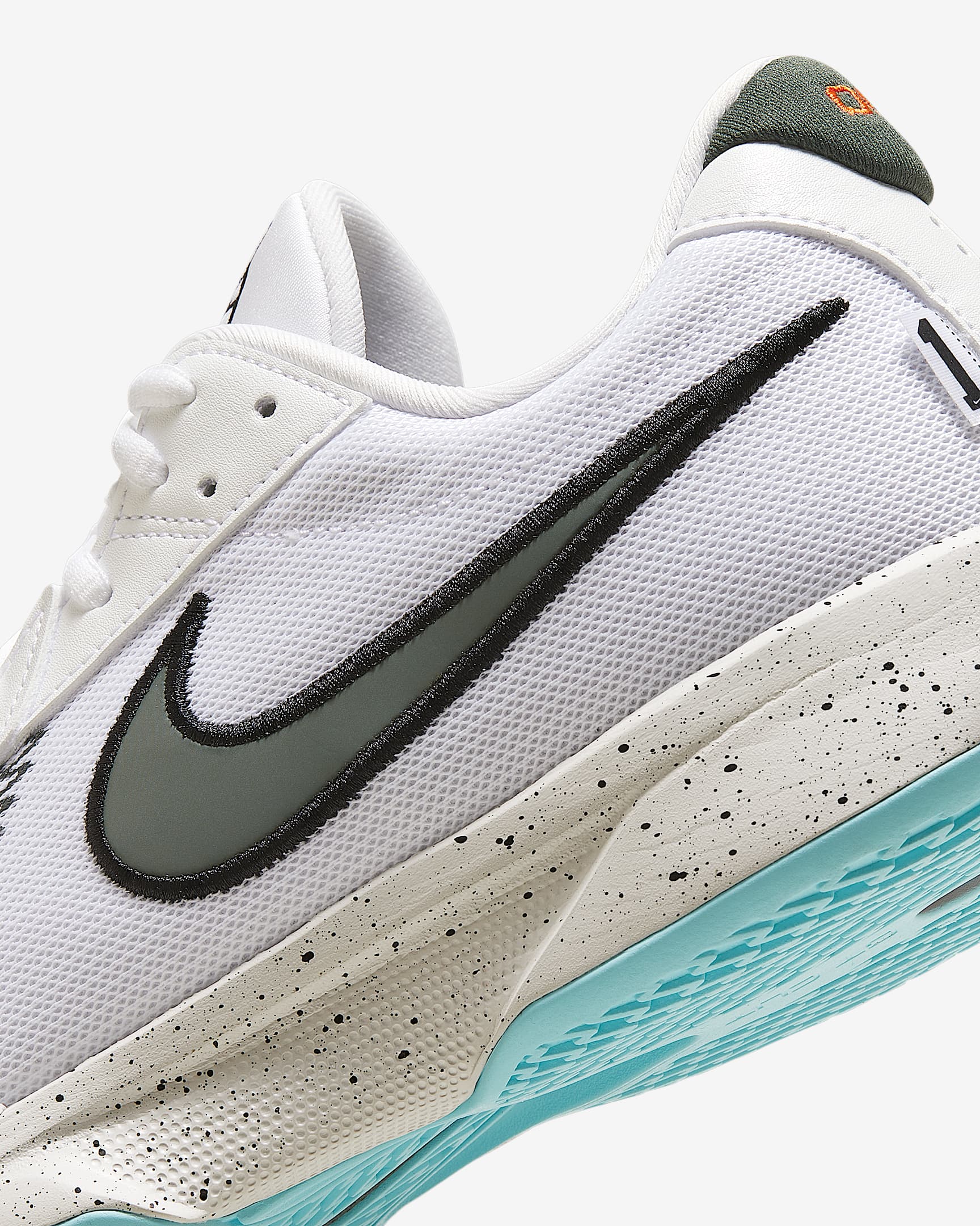 Nike G.T. Cut Academy EP 'CHBL' Basketball Shoes. Nike ID