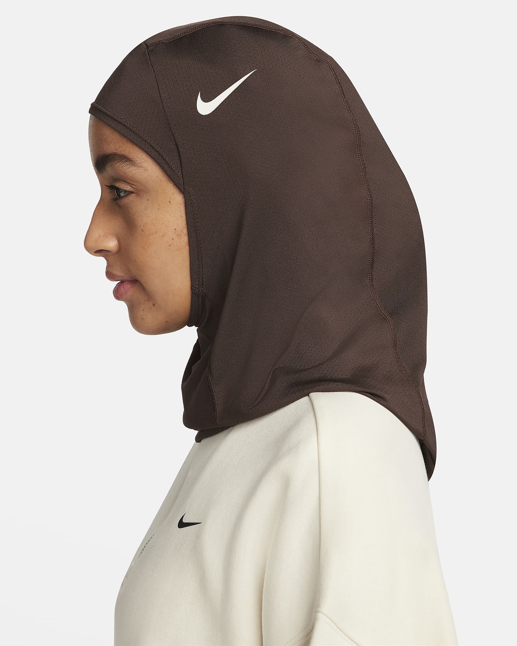 Nike Pro Hijab 2.0. Nike LU