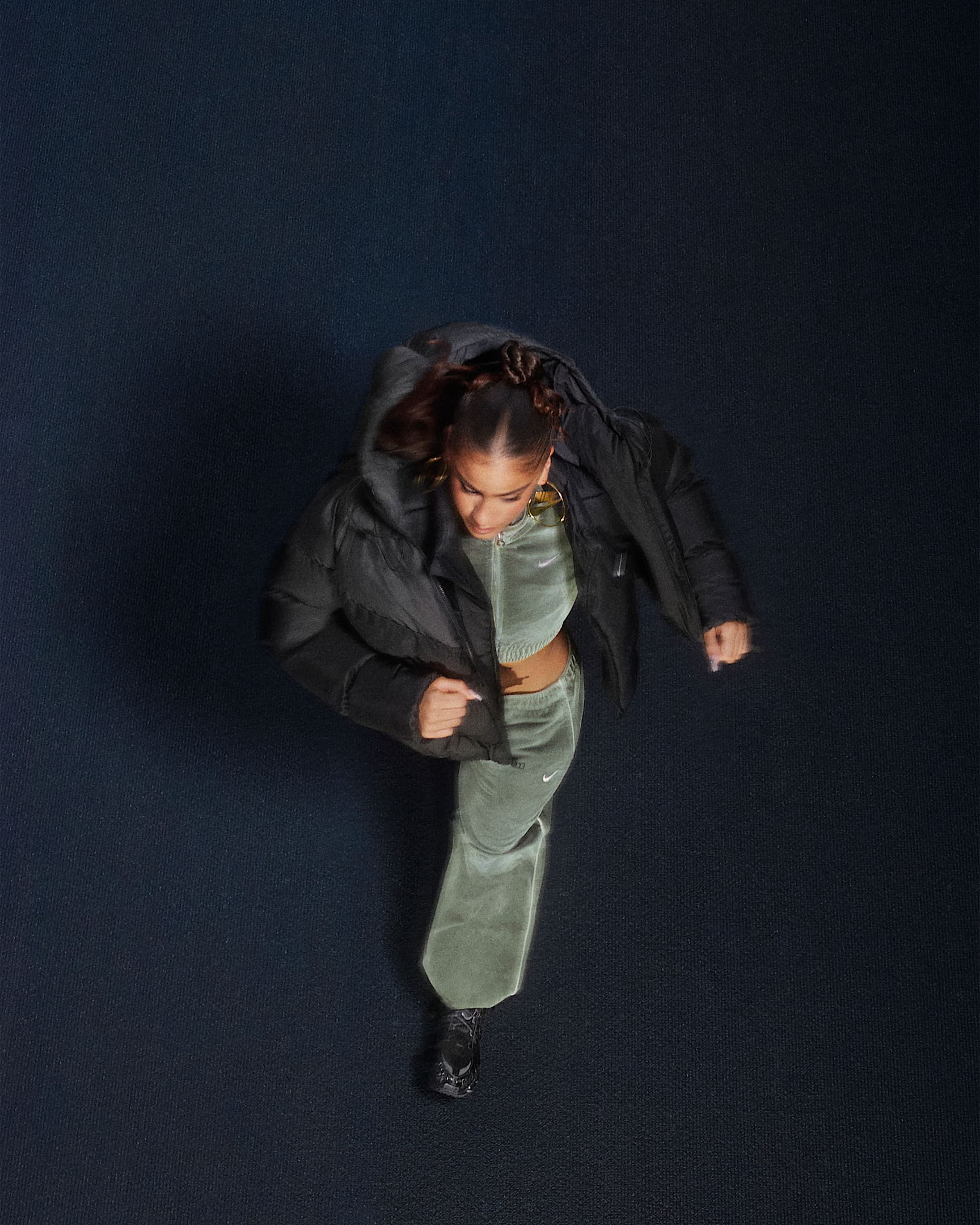 womens nike puffer jacket with hood