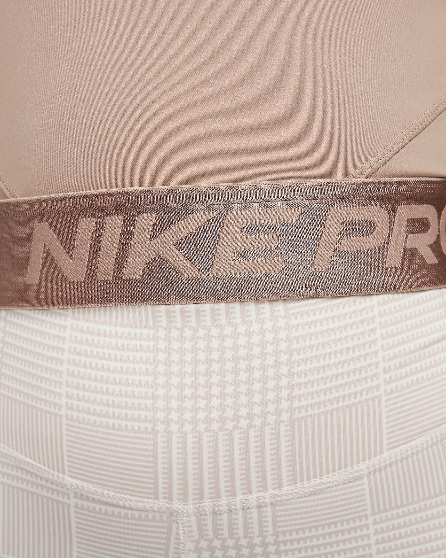 Nike Pro Dri-FIT croptop voor dames - Desert Dust