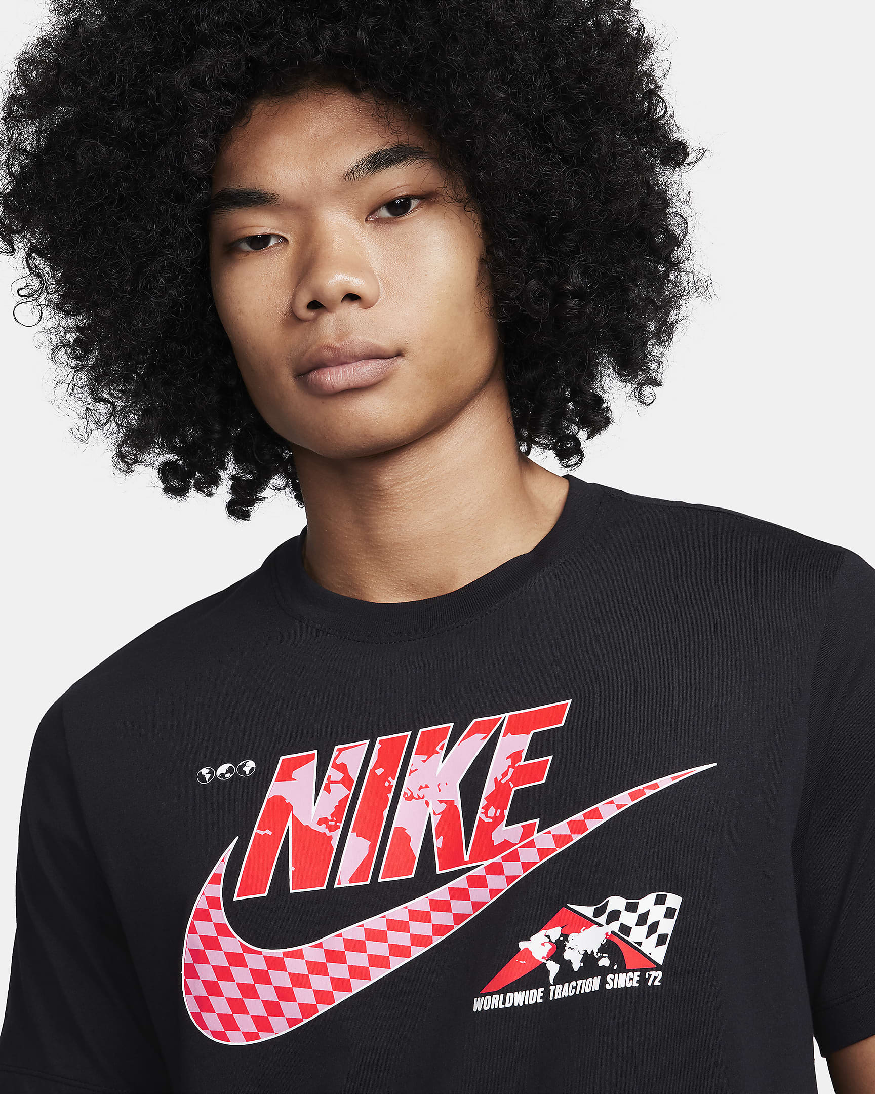 Nike Sportswear Men's T-Shirt. Nike UK