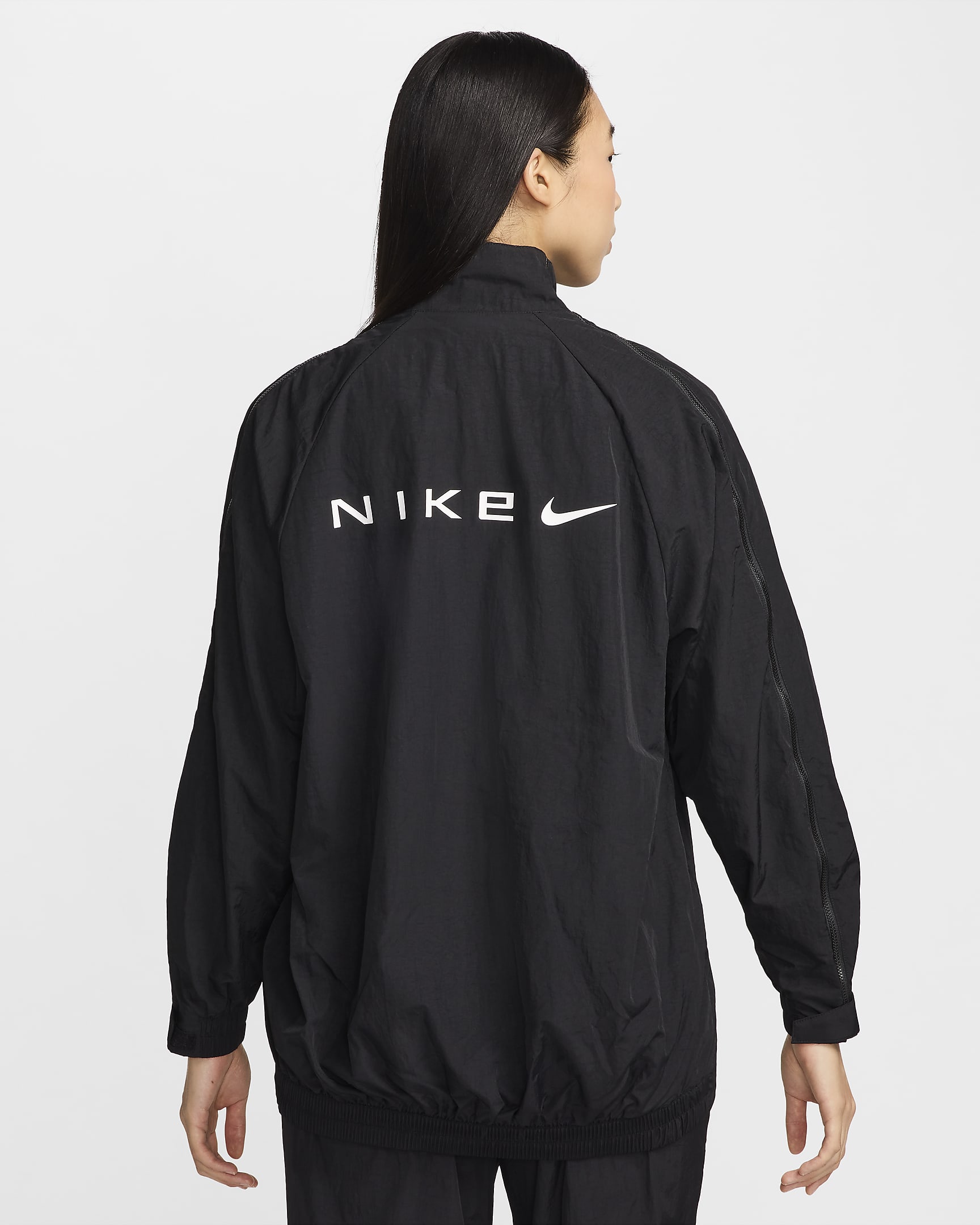 Nike Sportswear Collection Women's Oversized Repel Zip Jacket - Black/White