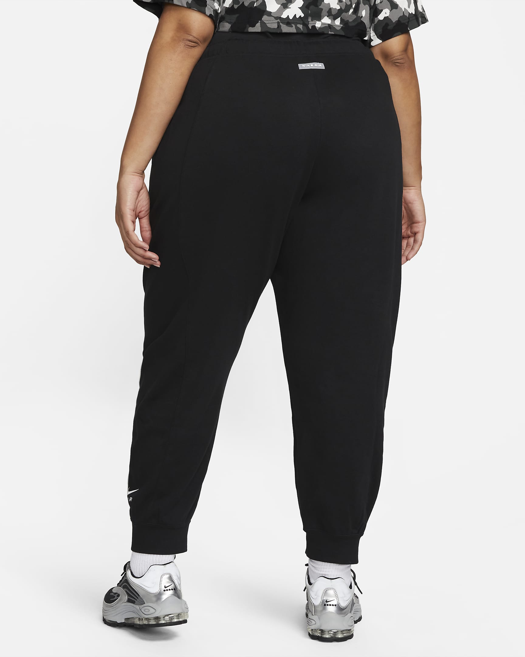 Nike Air Women's Mid-Rise Fleece Joggers (Plus Size). Nike IL