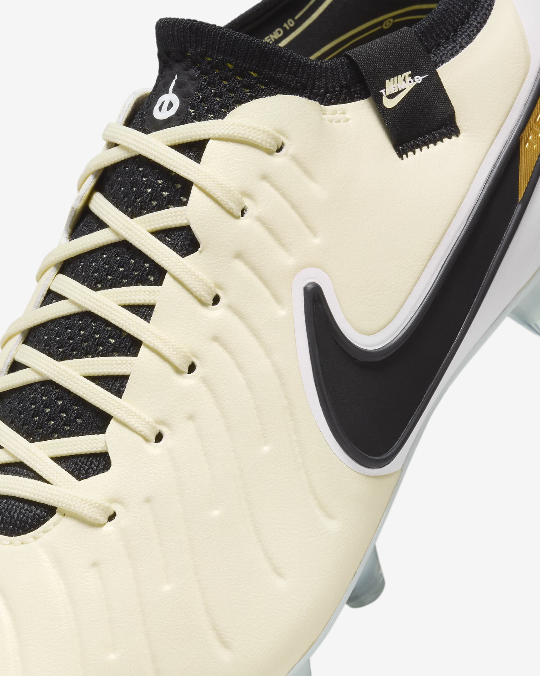 Nike Tiempo Legend 10 Elite Soft-ground Low-top Football Boot. Nike Bg