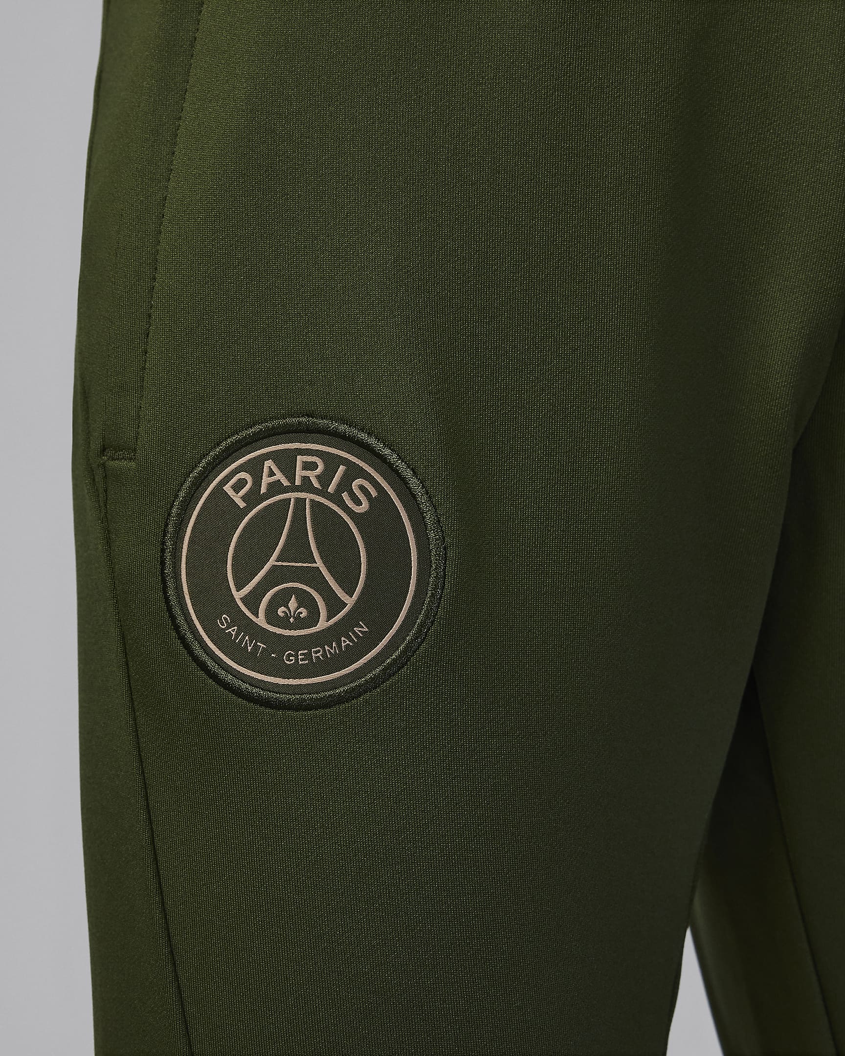 Paris Saint-Germain Strike Fourth Big Kids' Jordan Dri-FIT Soccer Pants - Rough Green/Hemp