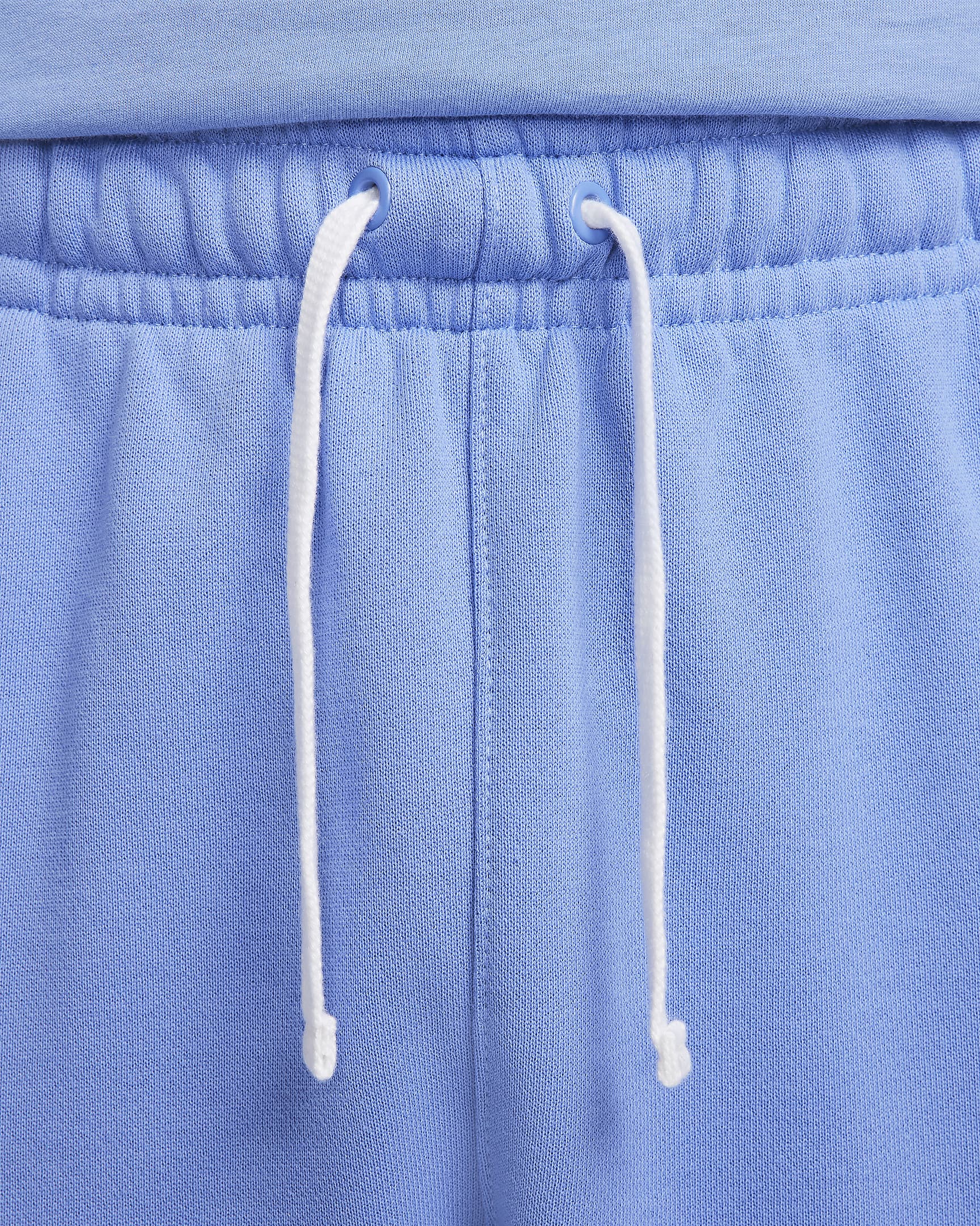 Nike Club Fleece Men's French Terry Flow Shorts.