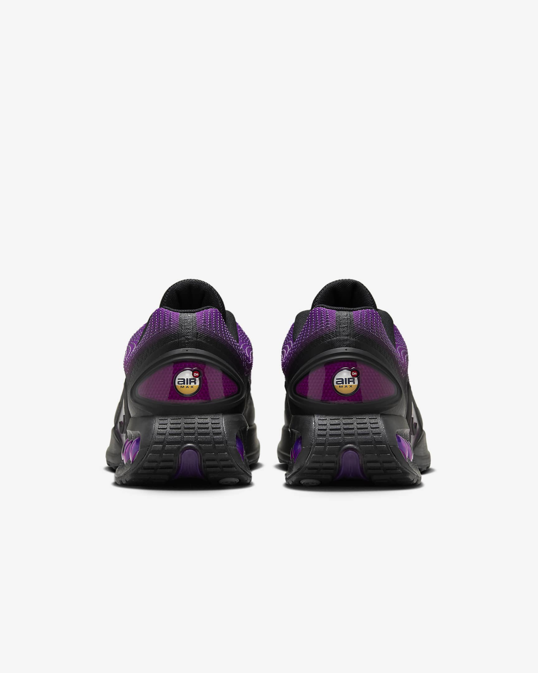 Nike Air Max Dn SE férficipő - Bold Berry/Hyper Violet/Fehér/Fekete