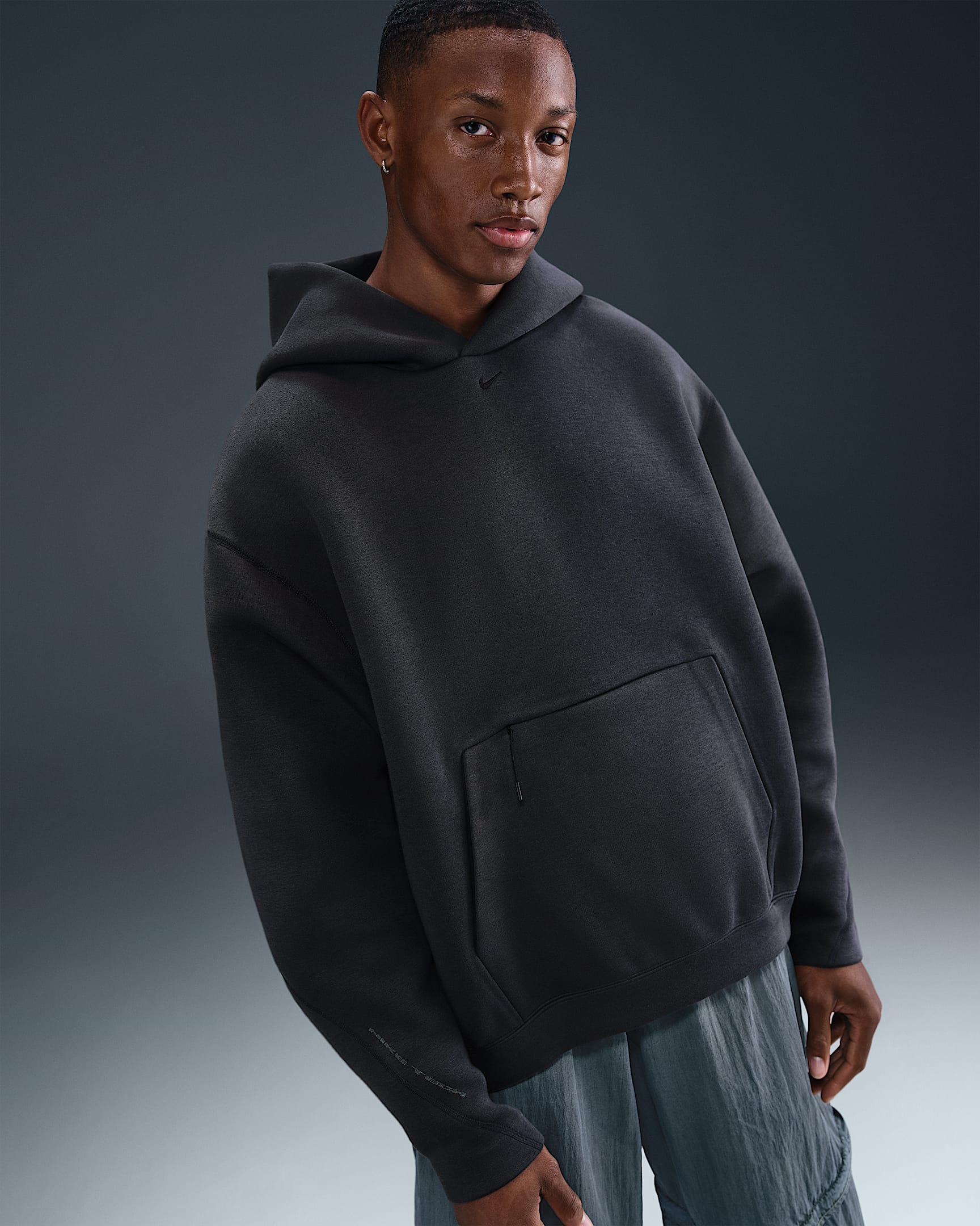 Nike Tech Men's Fleece Oversized Hoodie - Anthracite/Black