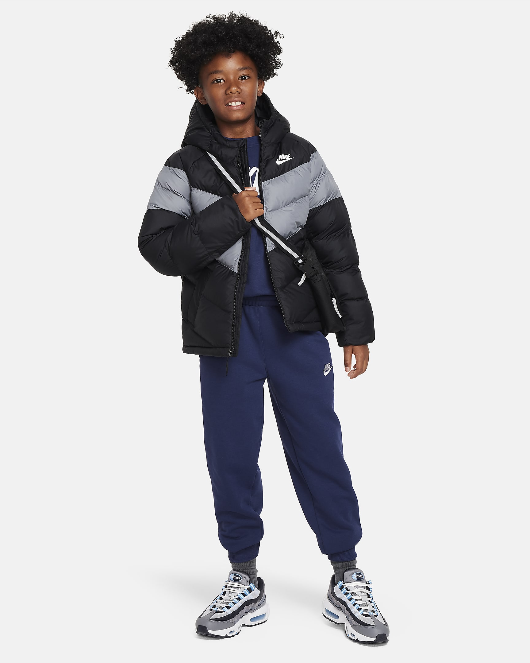 Nike Sportswear Older Kids' Synthetic Fill Hooded Jacket. Nike BG