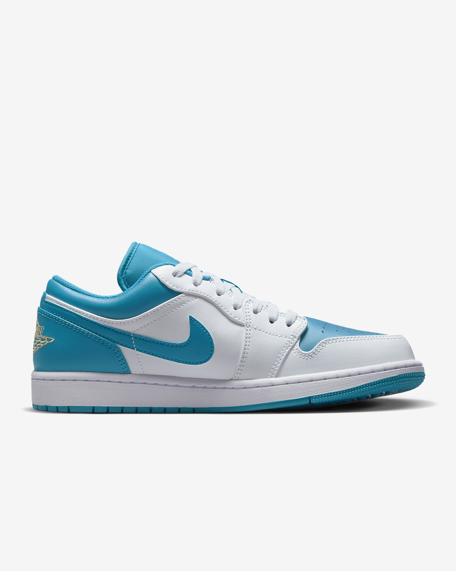 Air Jordan 1 Low Men's Shoes. Nike IE