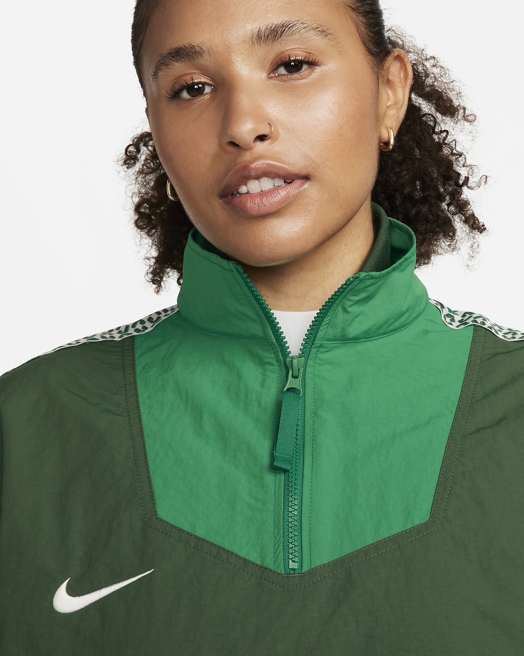 Nike Sportswear x Nike United Women's Oversized Woven Tracksuit Jacket ...